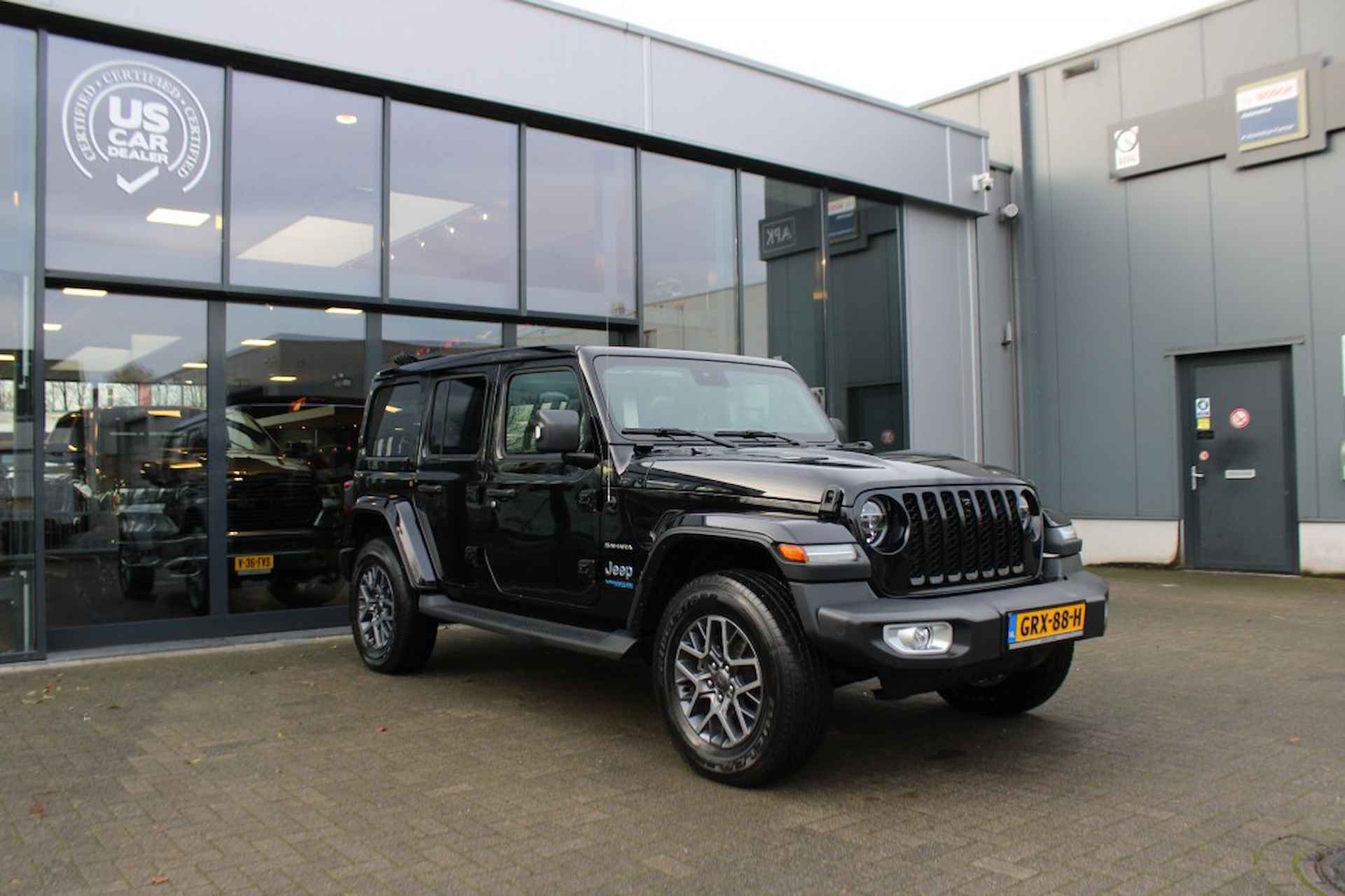 JEEP Wrangler 4XE 380 SAHARA, Plug In Hybrid / My Sky open dak 47.292 KM. - 3/36