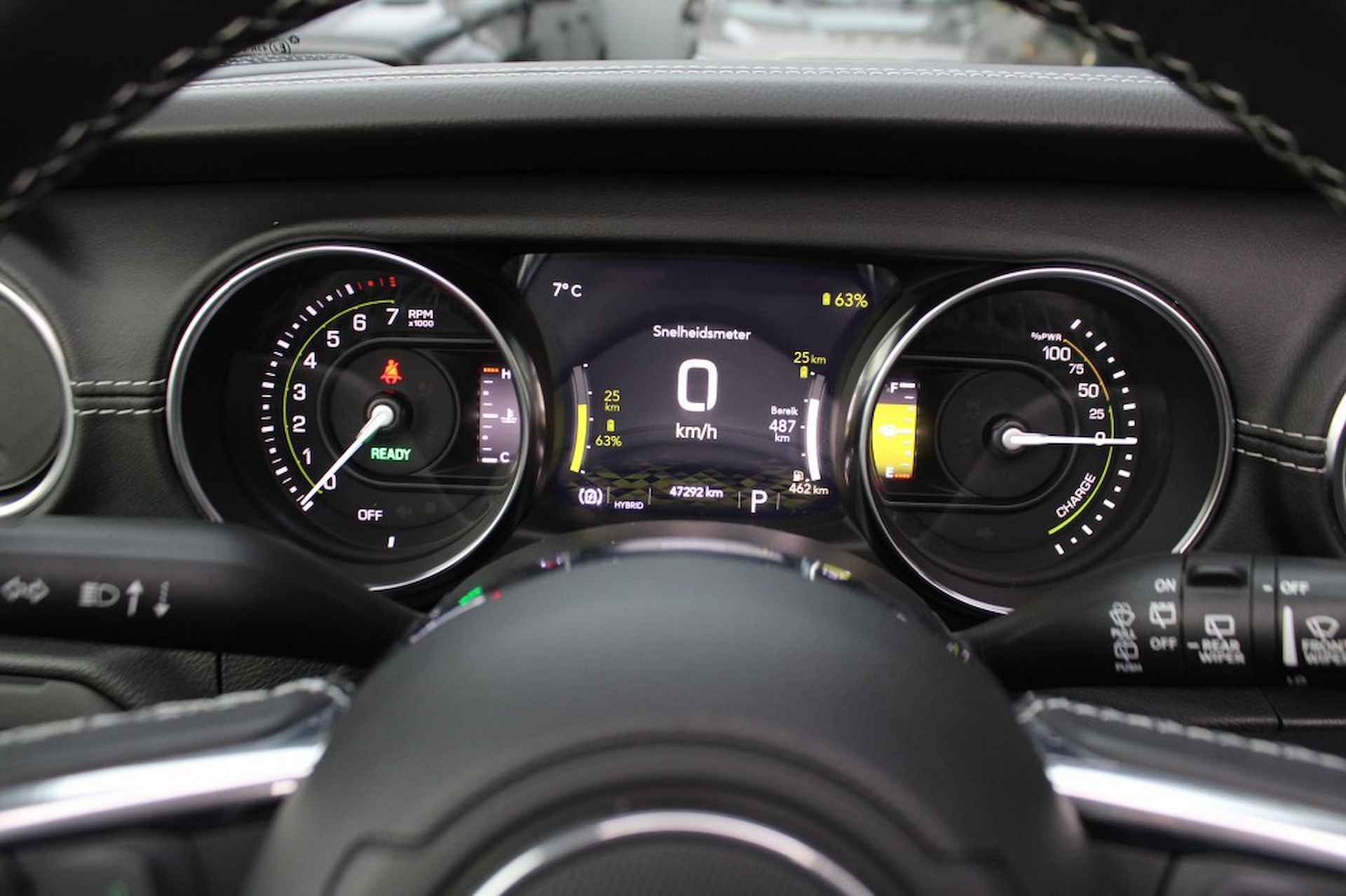 JEEP Wrangler 4XE 380 SAHARA, Plug In Hybrid / My Sky open dak 47.292 KM. - 21/36