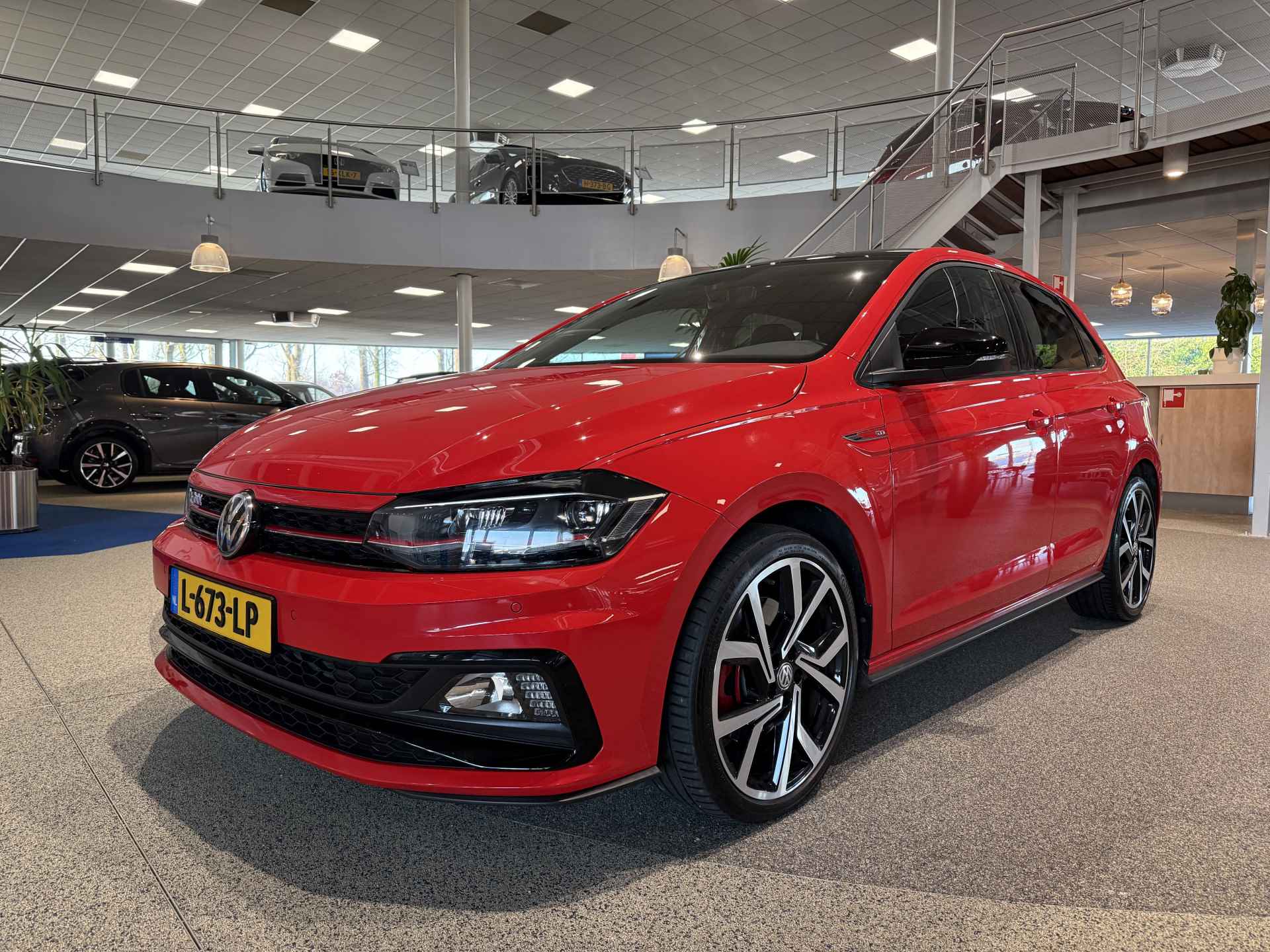 Volkswagen Polo 2.0 TSI GTI DSG, DAB+, Adaptive, Digital dashboard - 2/16