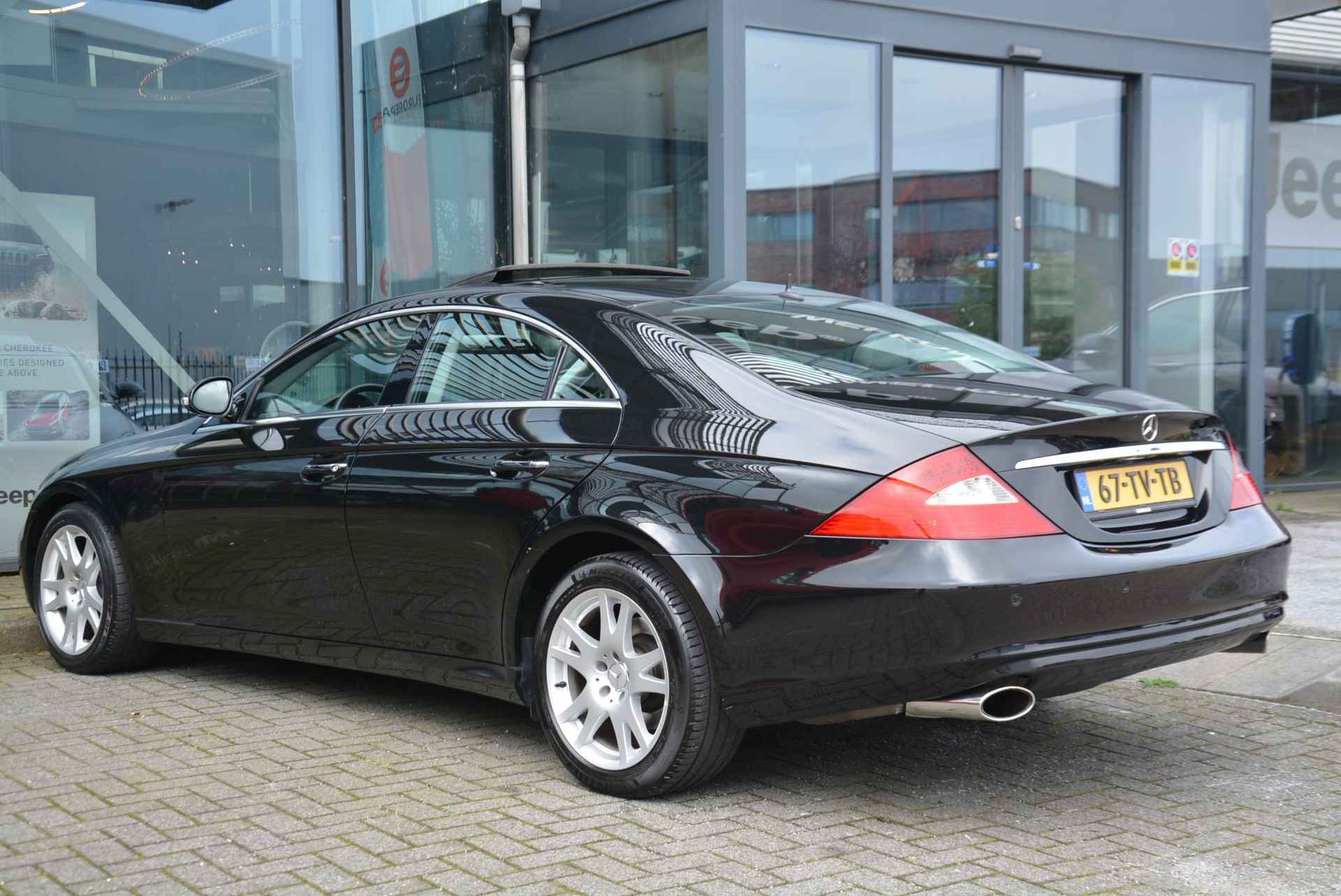 Mercedes-Benz CLS-klasse 350 | Youngtimer | 2de eigenaar - 28/29