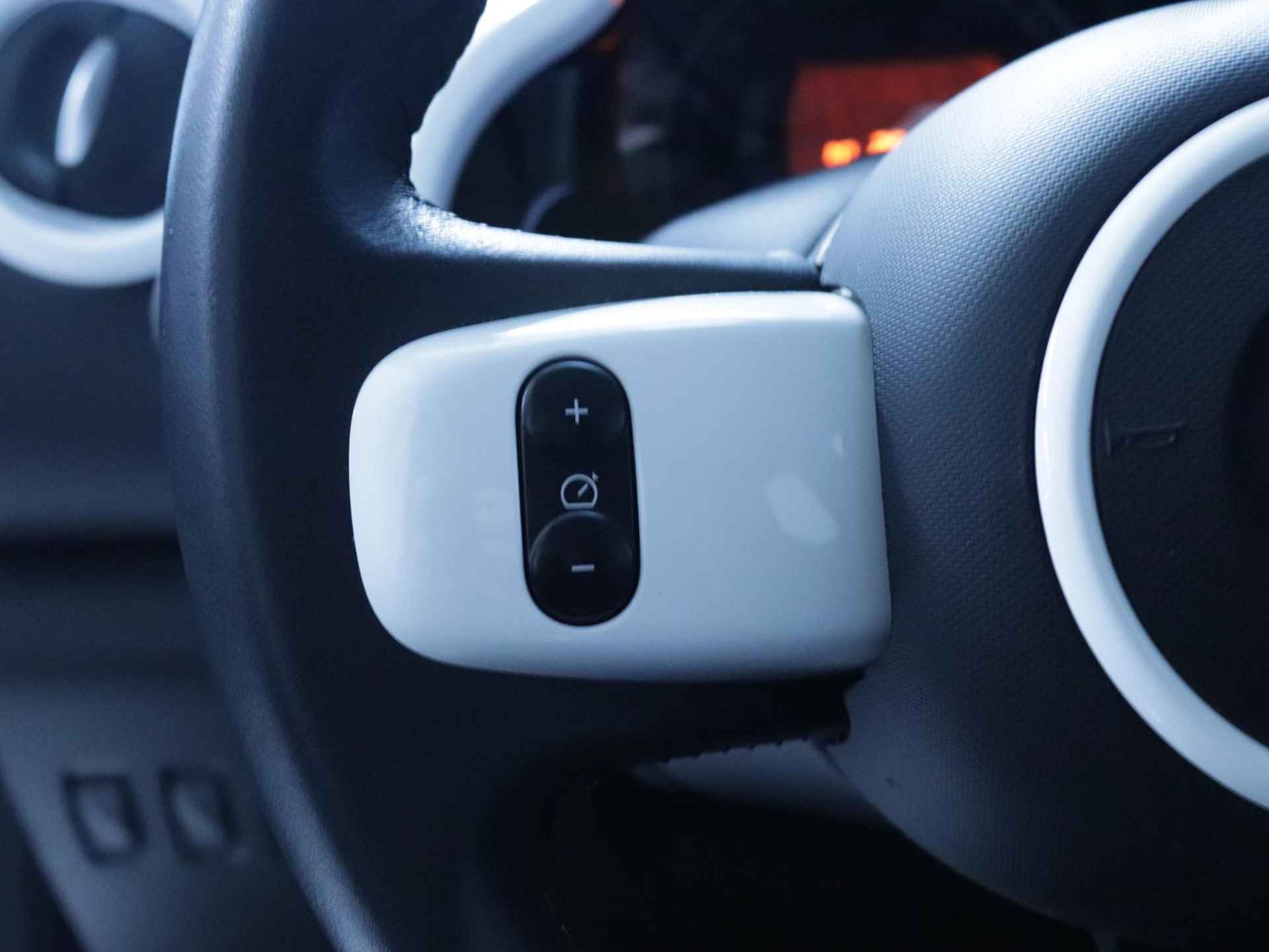 Renault Twingo 1.0 SCe 75 Collection | Apple Carplay / Android Auto - 13/21