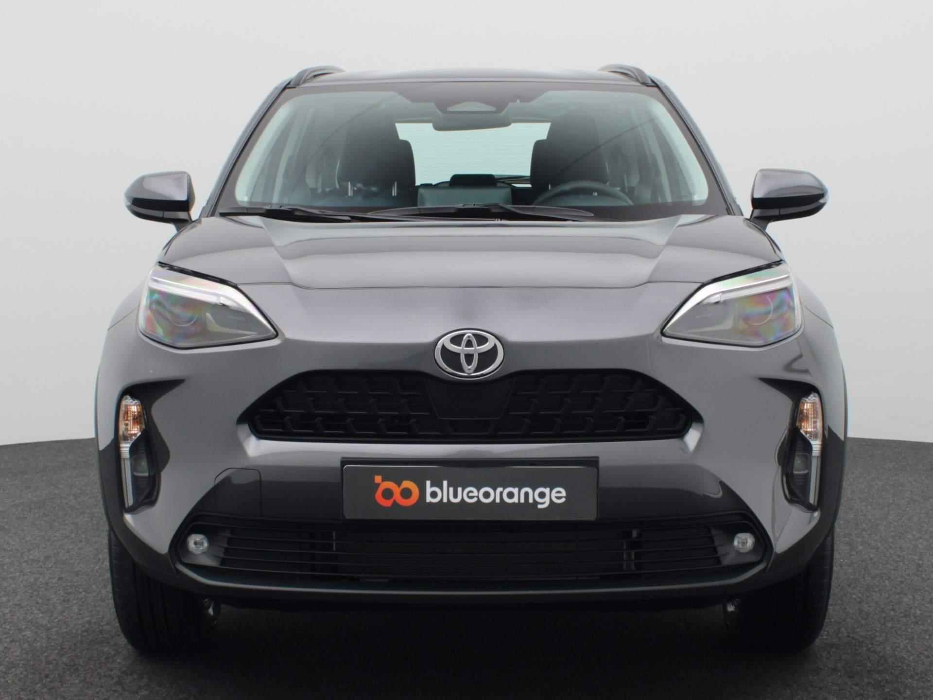 Toyota Yaris Cross 1.5 Hybrid Active 115PK Aut. Navi via Apple Carplay/Android Auto, Achteruitrijcamera, Adaptieve Cruise Controle, Stoel- & Stuurverwarming, Voorruitverwarming, 16" LM Velgen - 12/39