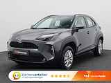 Toyota Yaris Cross 1.5 Hybrid Active 115PK Aut. Navi via Apple Carplay/Android Auto, Achteruitrijcamera, Adaptieve Cruise Controle, Stoel- & Stuurverwarming, Voorruitverwarming, 16" LM Velgen