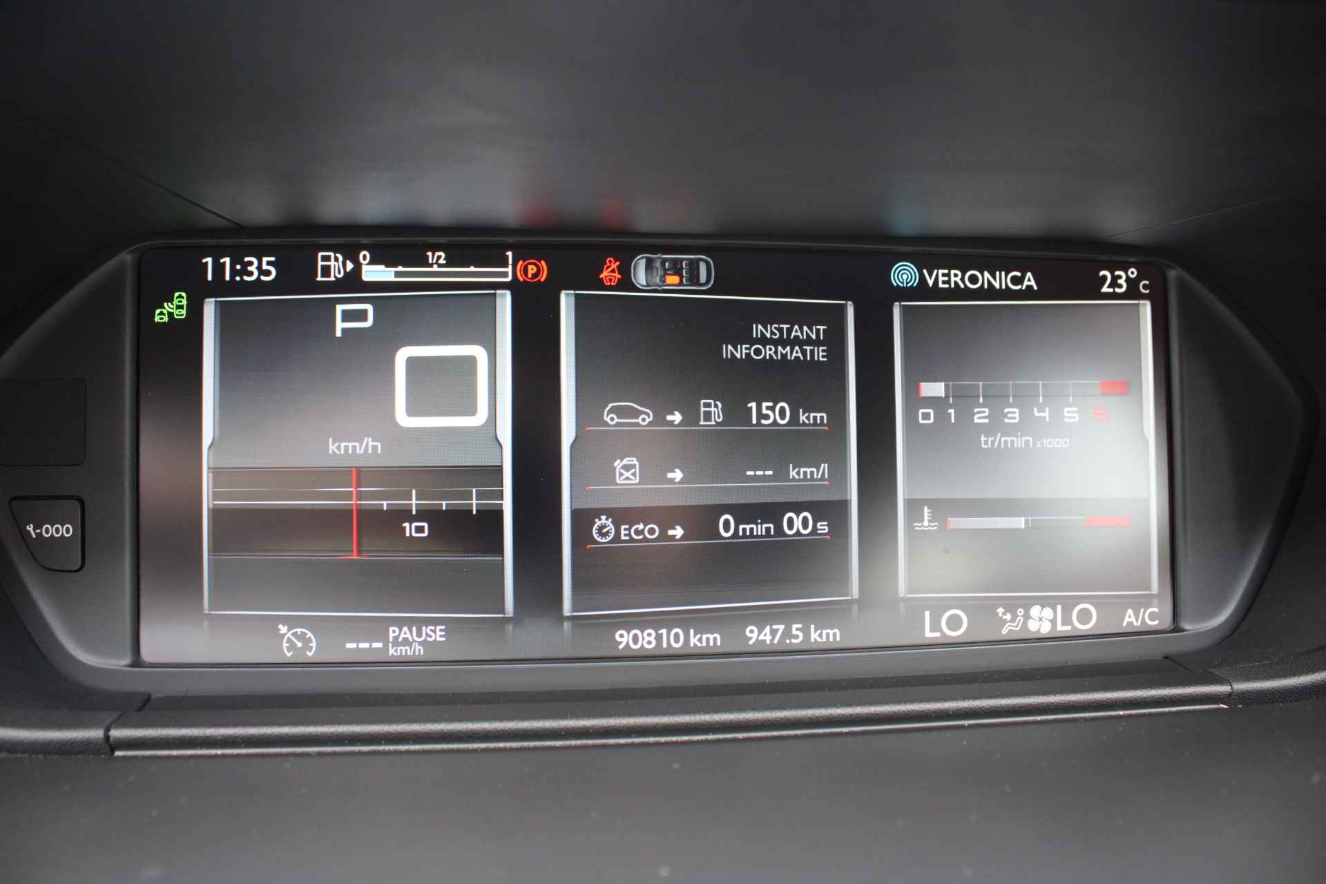 Citroën C4 Picasso 1.6 e-THP 165-PK Intensive Automaat LMV | LED | PARKEER CAMERA | NAVI | KEYLESS ENTRY | TREKHAAK - 29/43