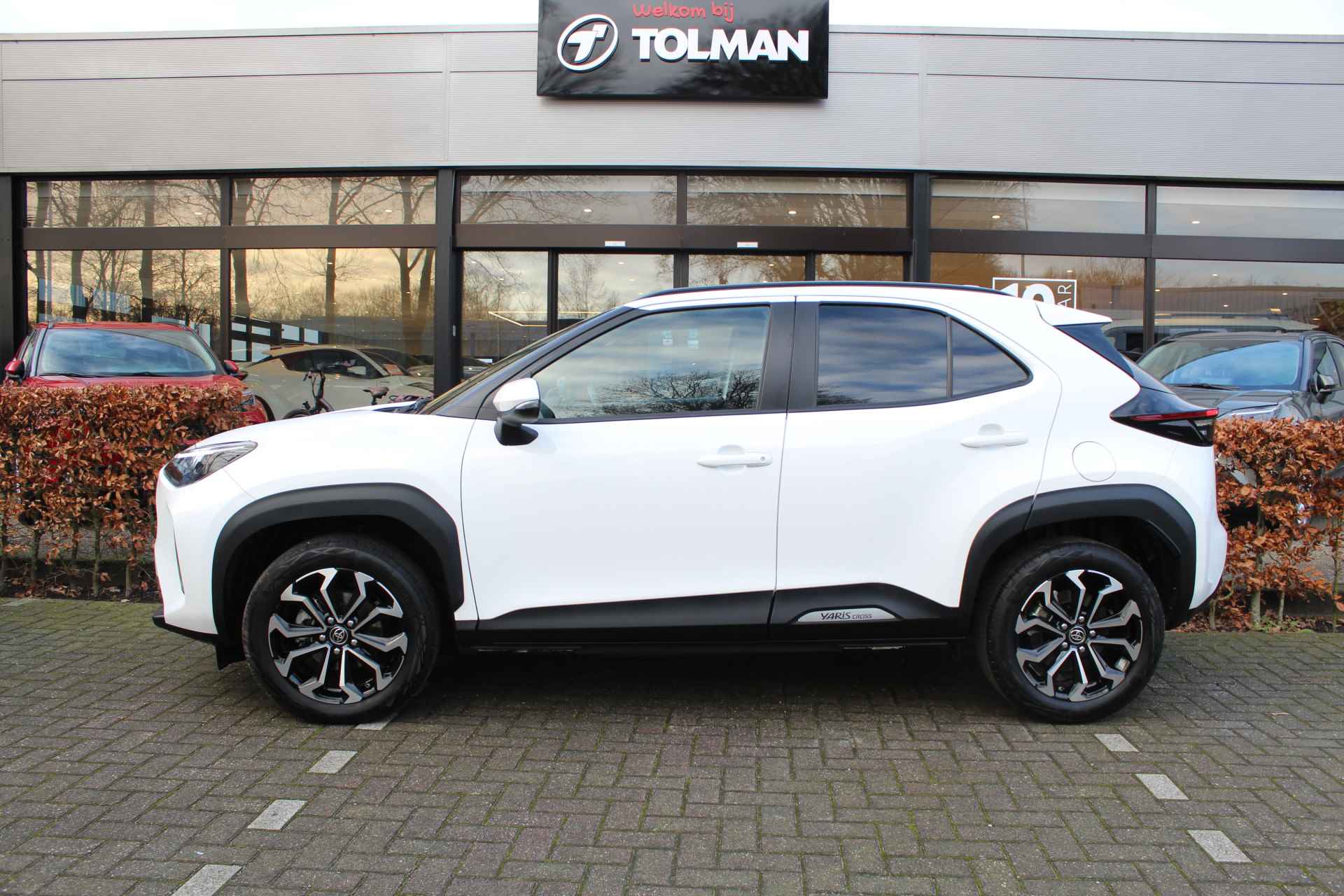 Toyota Yaris Cross 1.5 VVT-I Dynamic | Rijklaar | Trekhaak | Navi | Keyless | LED | Apple/Android | Adaptive Cruise | NL-auto - 3/26