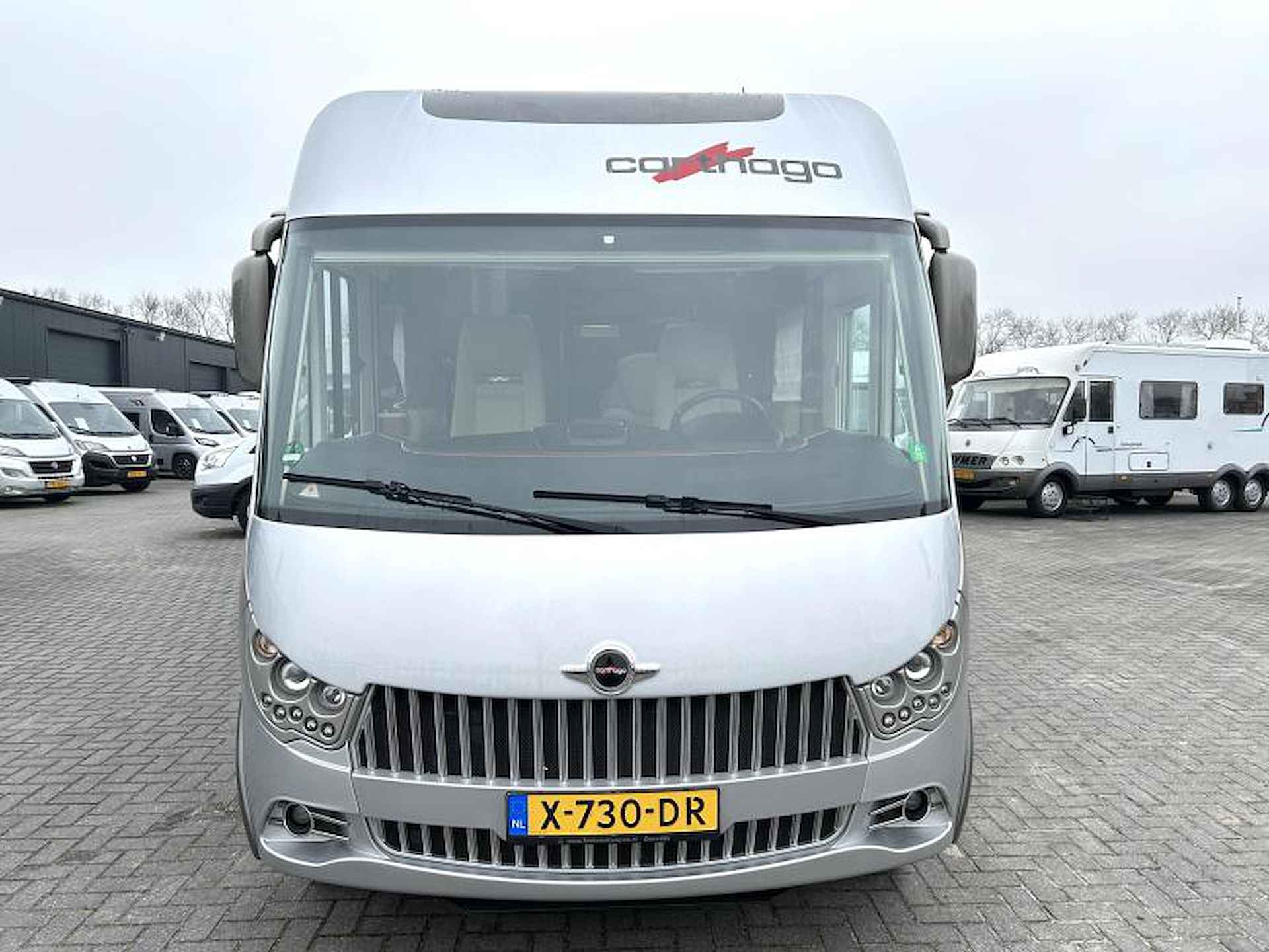 Carthago Chic E-Line 50 LE enkele-bedden/automaat - 24/25