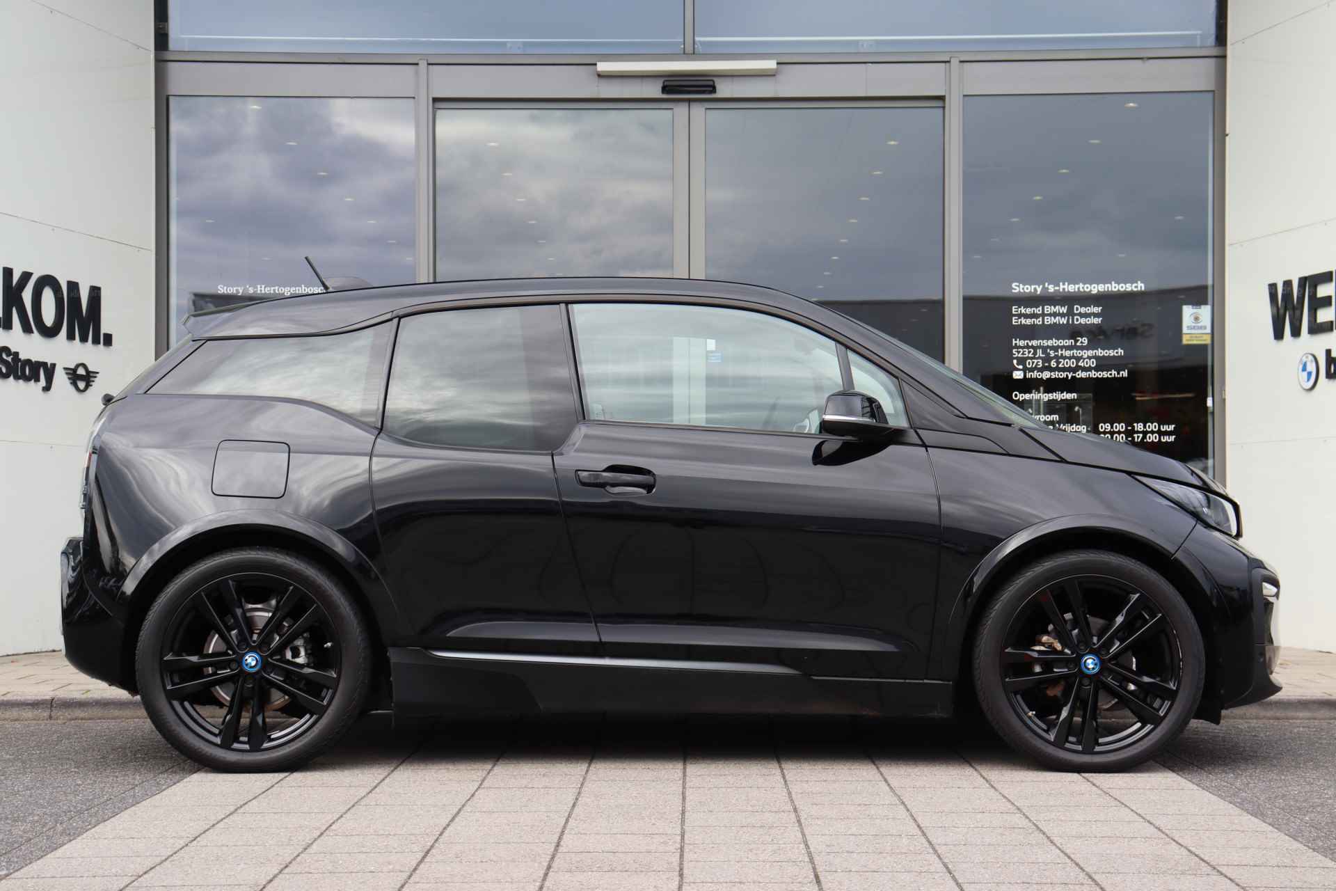 BMW i3 Dark Shadow / Sportpakket / Achteruitrijcamera / Comfort Access / Harman-Kardon / Stoelverwarming / Navigatie Professional - 11/27