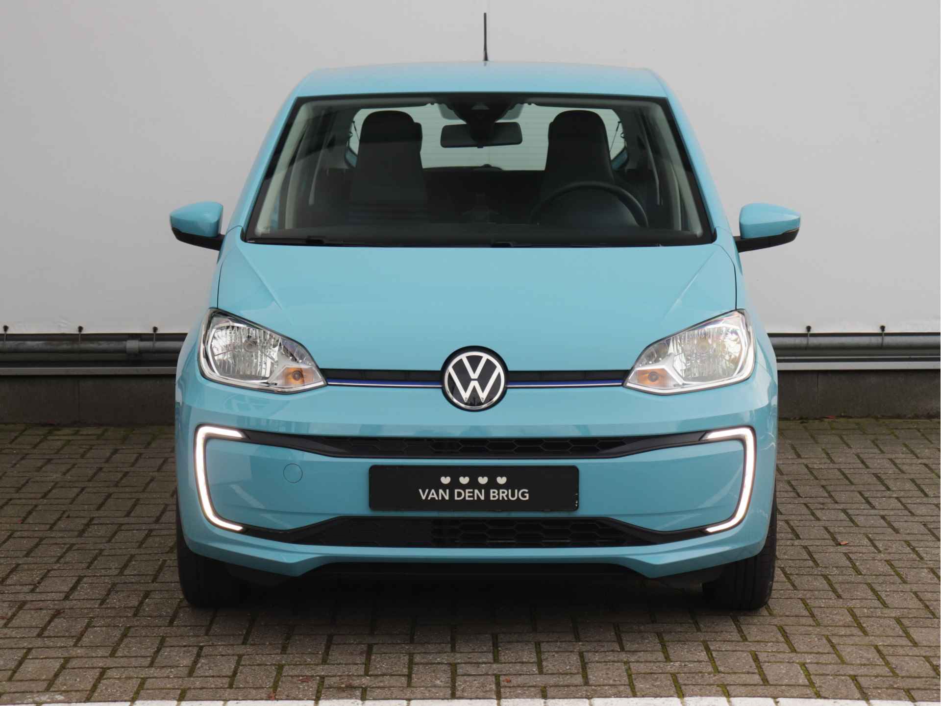 Volkswagen e-Up! 83pk Move | Climate control | Bluetooth | DAB+ - 4/25