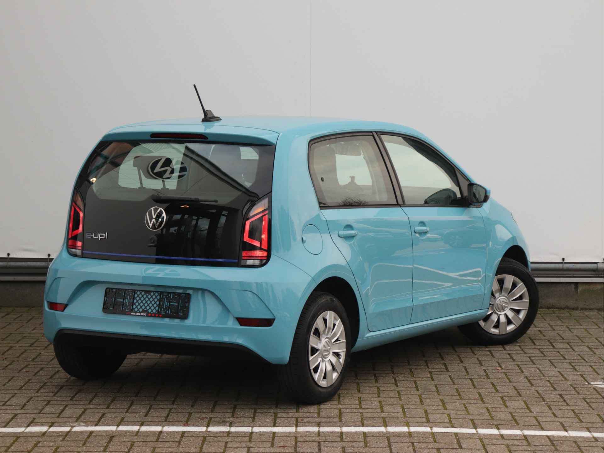 Volkswagen e-Up! 83pk Move | Climate control | Bluetooth | DAB+ - 5/25