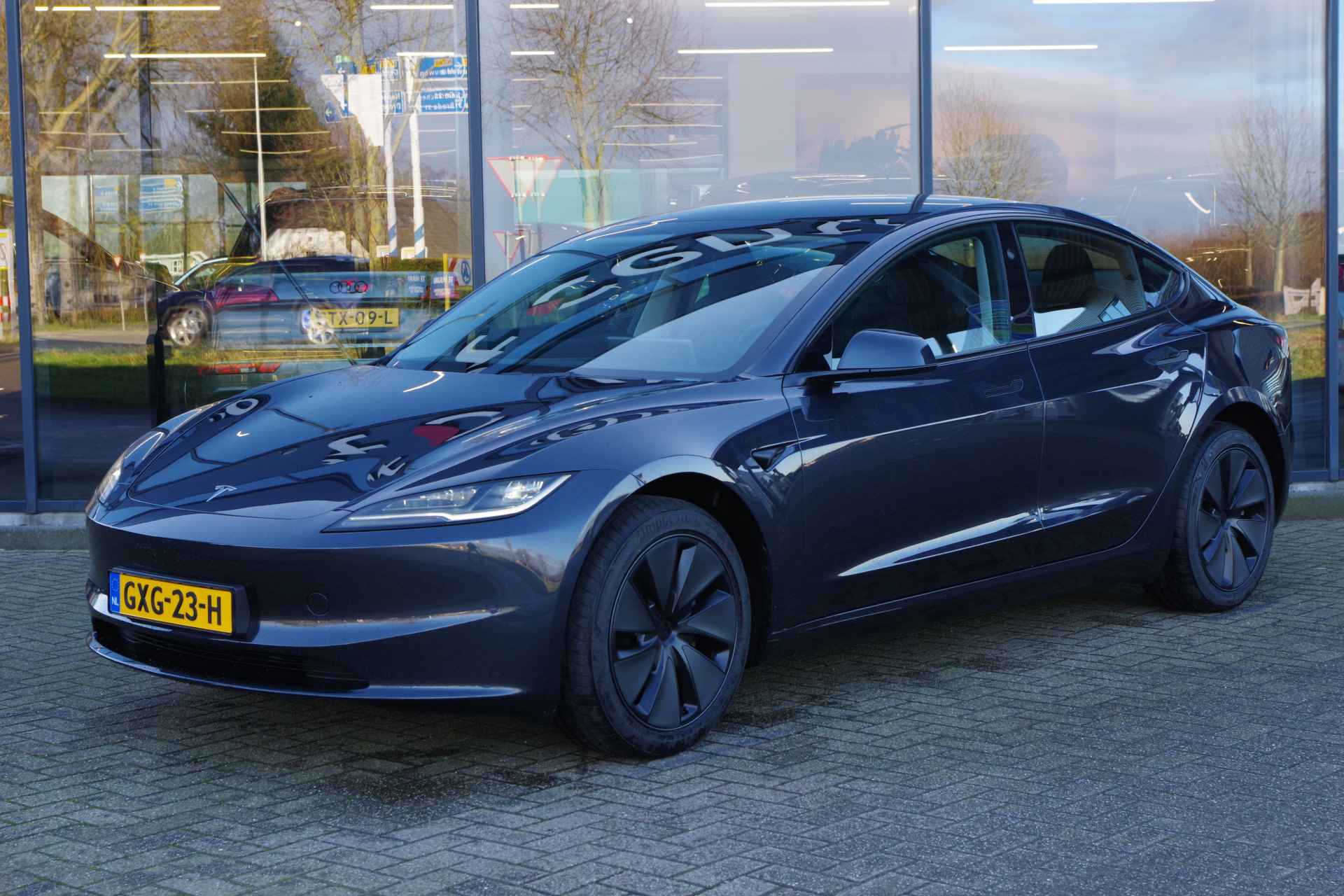 Tesla Model 3 Long Range RWD 78 kWh *PER-DIRECT LEVERBAAR*, Panoramadak, 4 x Stoelverwarming, Entertainment, 360 Camera - 7/54