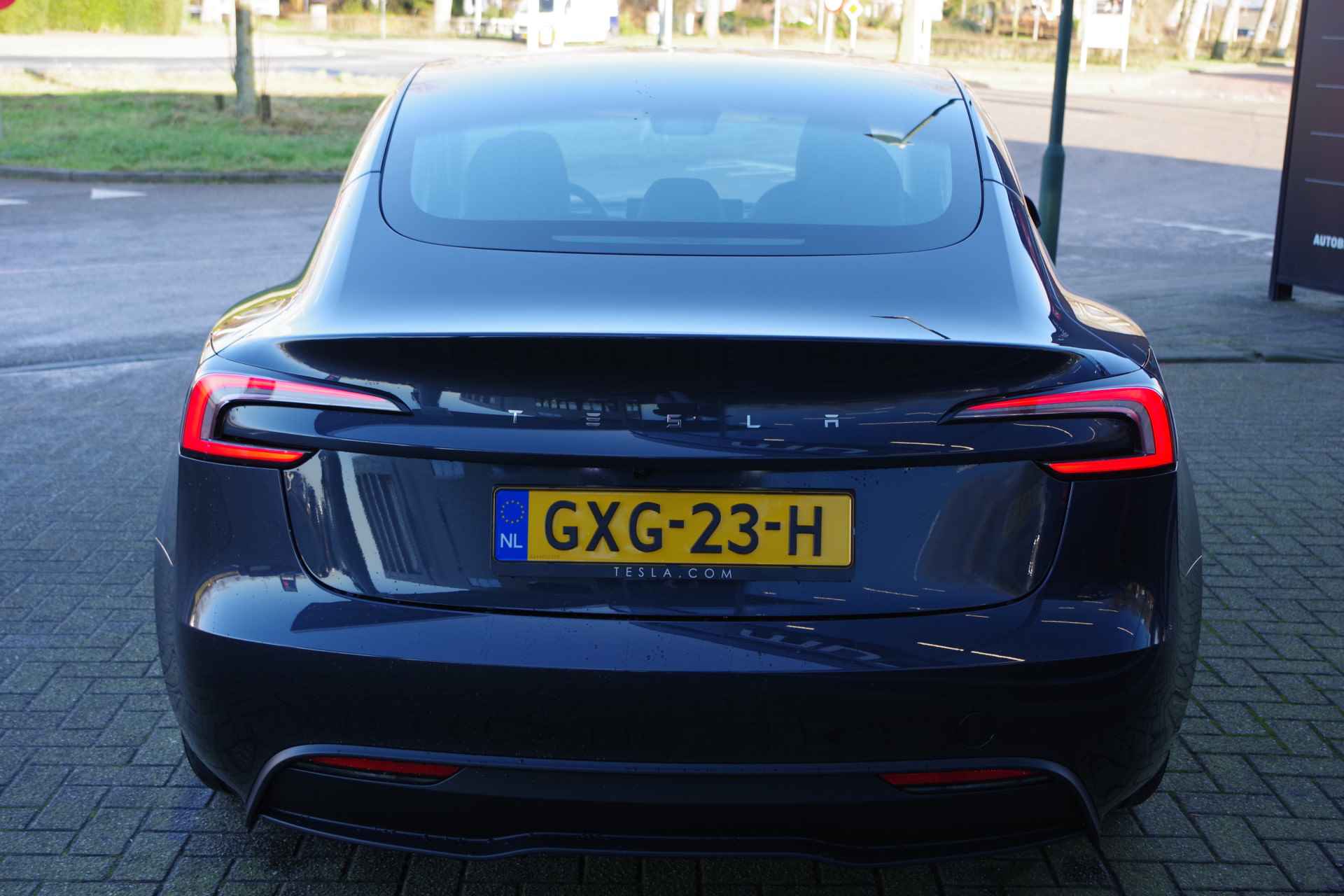 Tesla Model 3 Long Range RWD 78 kWh *PER-DIRECT LEVERBAAR*, Panoramadak, 4 x Stoelverwarming, Entertainment, 360 Camera - 12/54