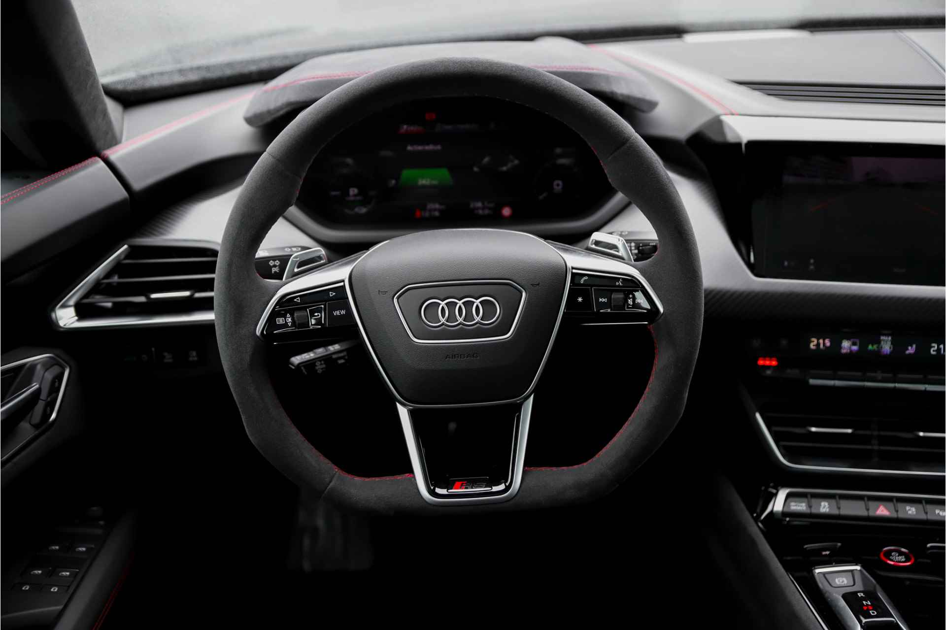 Audi e-tron GT RS 93 kWh | Assistentiepakket Plus | Carbon | Head up | Stoelventilatie + massagefunctie - 14/57