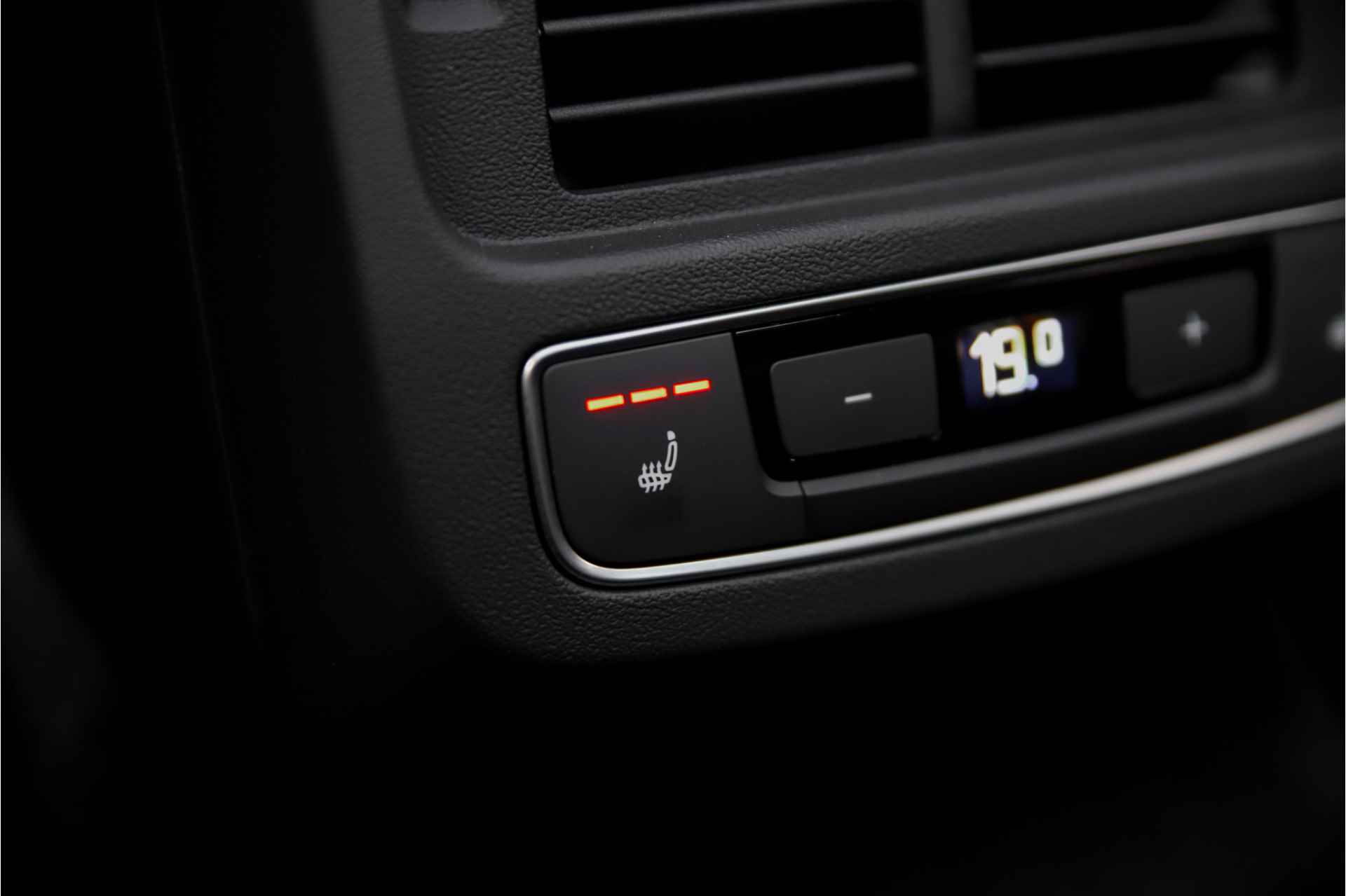 Audi e-tron GT RS 93 kWh | Assistentiepakket Plus | Carbon | Head up | Stoelventilatie + massagefunctie - 28/57
