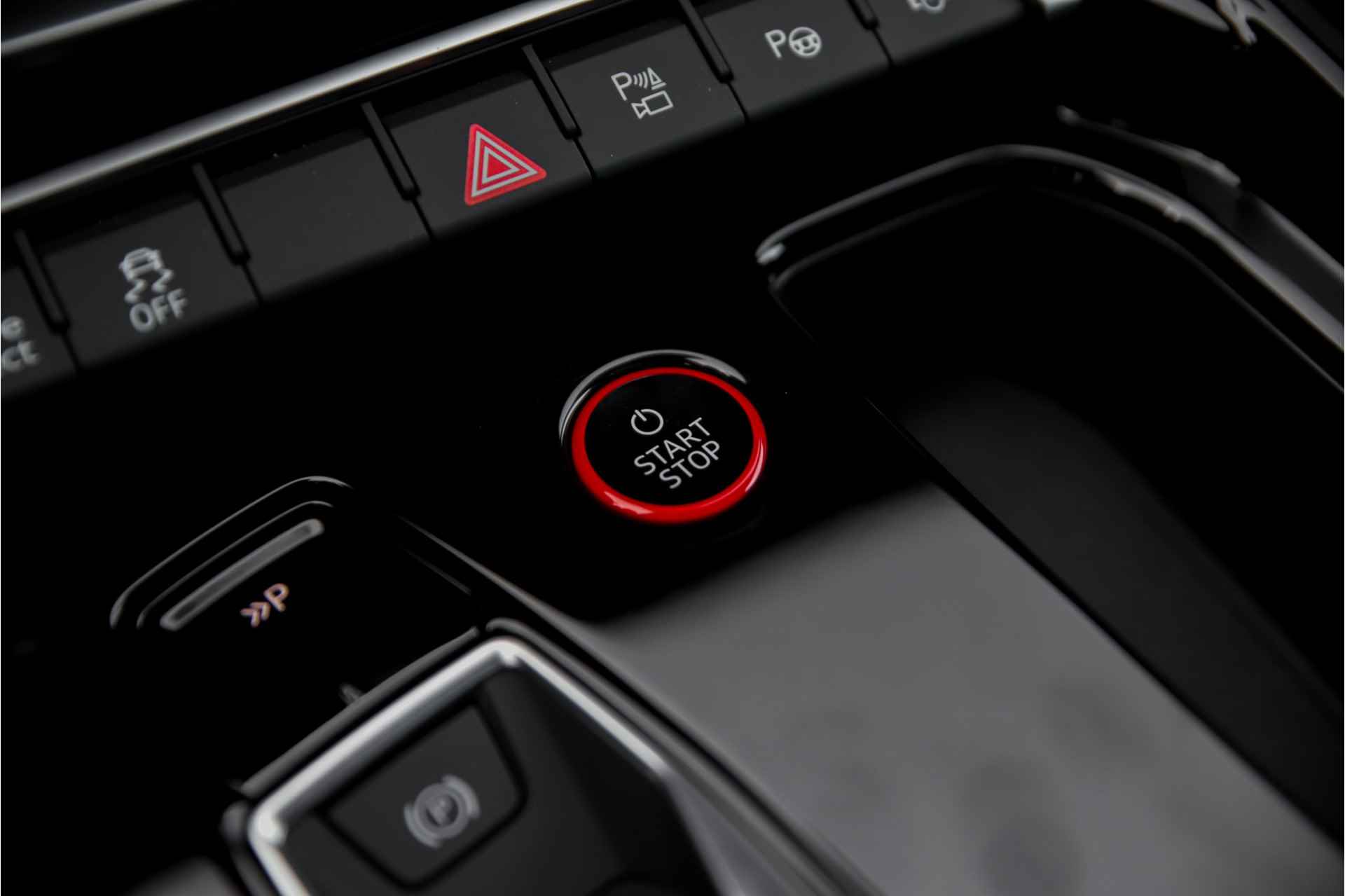 Audi e-tron GT RS 93 kWh | Assistentiepakket Plus | Carbon | Head up | Stoelventilatie + massagefunctie - 39/57
