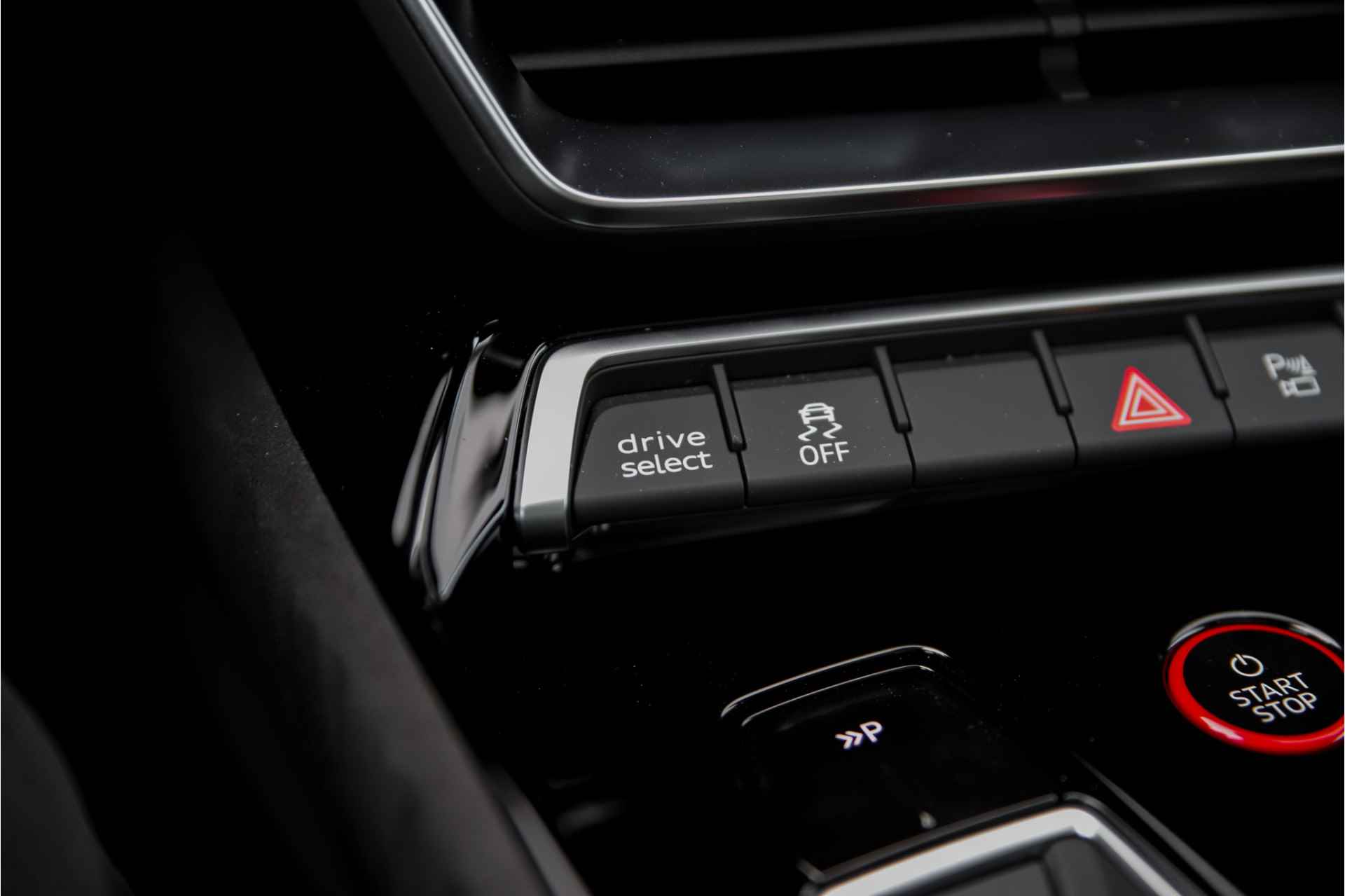 Audi e-tron GT RS 93 kWh | Assistentiepakket Plus | Carbon | Head up | Stoelventilatie + massagefunctie - 41/57