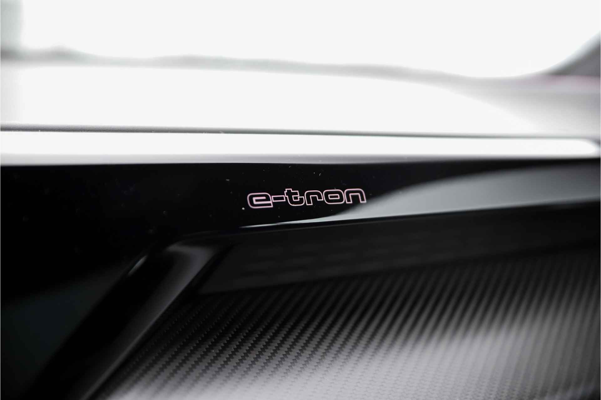 Audi e-tron GT RS 93 kWh | Assistentiepakket Plus | Carbon | Head up | Stoelventilatie + massagefunctie - 44/57