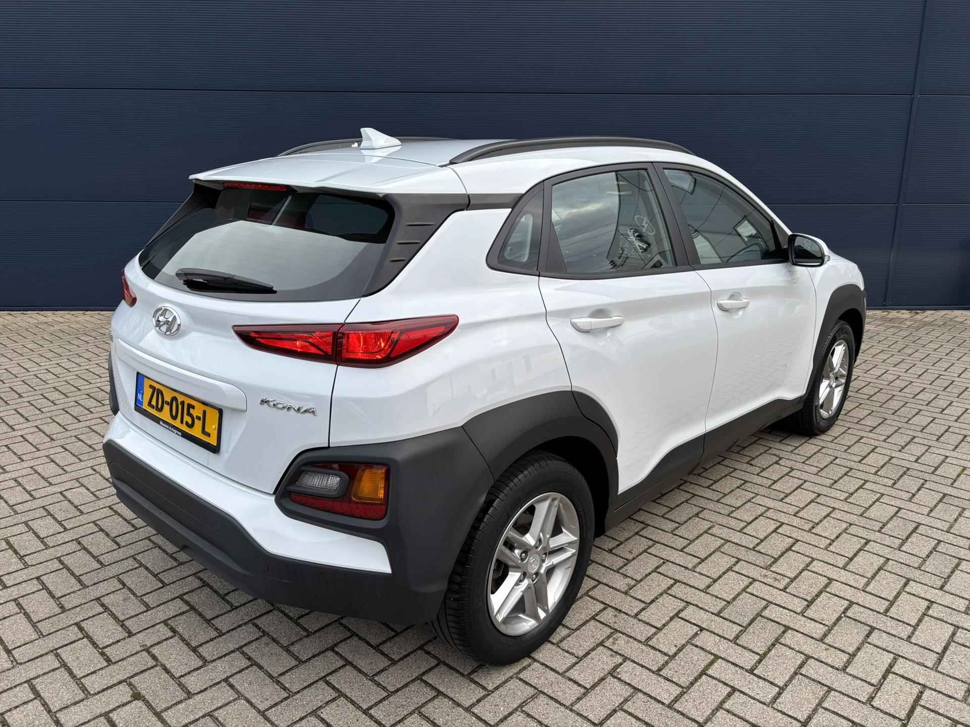 HYUNDAI Kona 1.0 T-GDI 120pk 2WD Comfort | Navigatie | Cruise control | Parkeercamera | Climate control | - 2/35