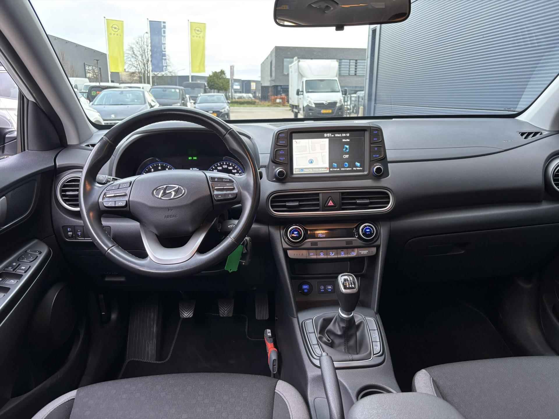 HYUNDAI Kona 1.0 T-GDI 120pk 2WD Comfort | Navigatie | Cruise control | Parkeercamera | Climate control | - 8/35