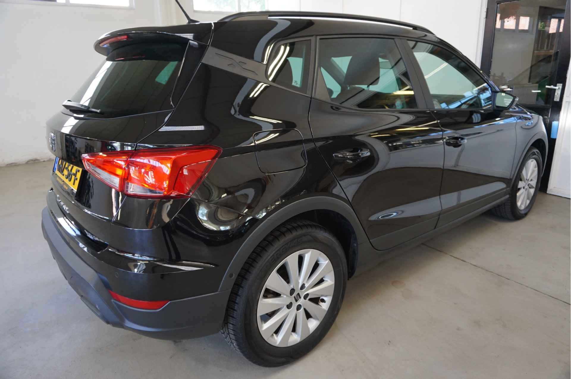 SEAT Arona 1.0 TSI Style DSG Automaat | Navigatie | stoelverwarming - 4/44