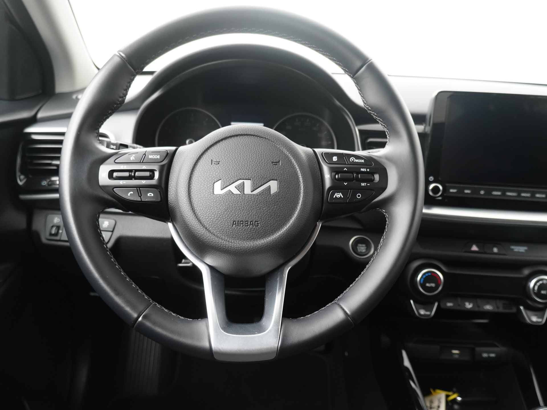 Kia Stonic 1.0 T-GDi MHEV DynamicPlusLine - Led Koplampen - Climate Control - Cruise Control - Navigatie - Apple/Android Carplay - Fabrieksgarantie Tot 2030 - 38/50