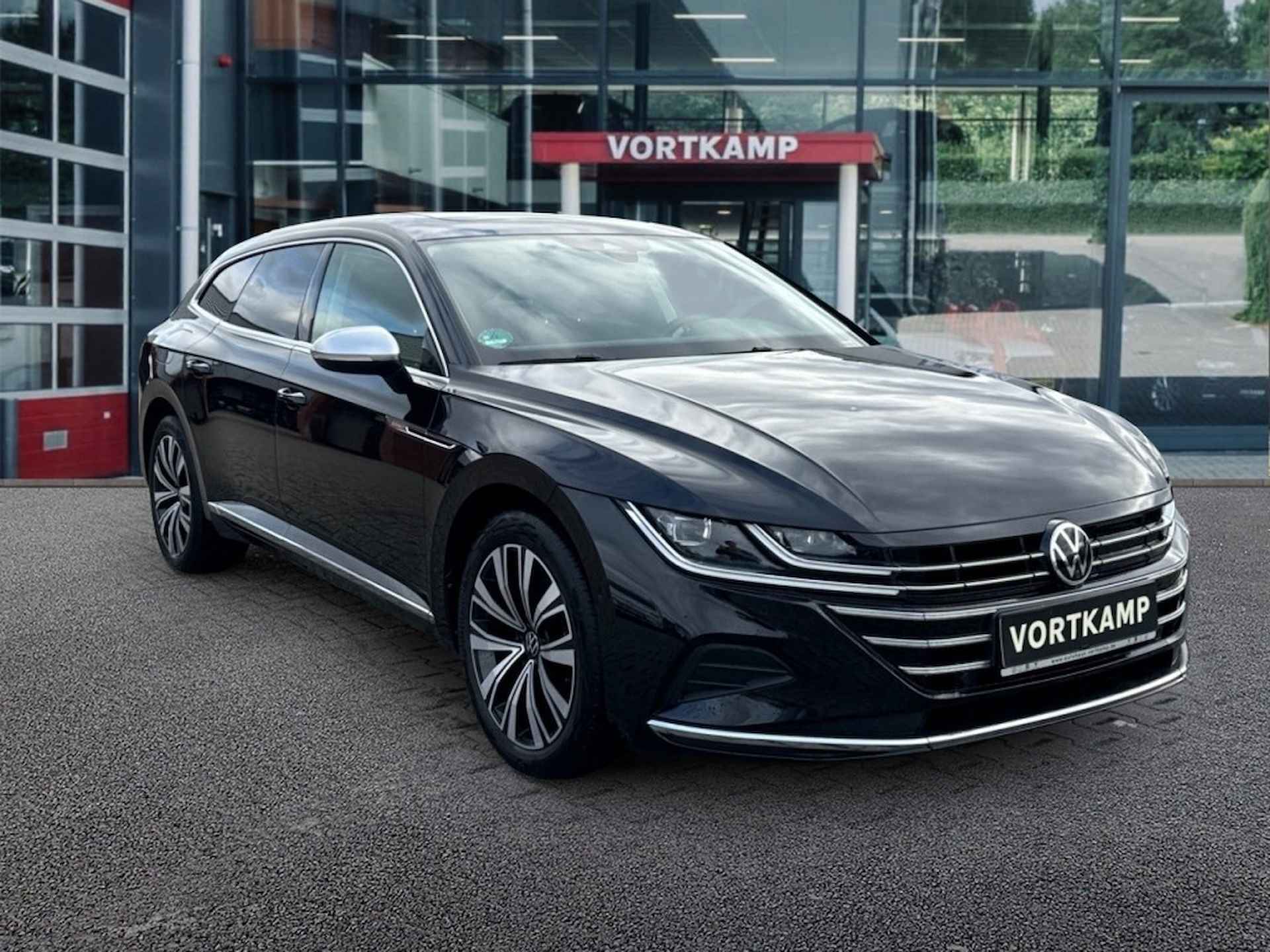 VOLKSWAGEN Arteon Shooting Brake 1.4 TSI EHYBRID ELEGANCE BUSINESS+ LEDER/E-KLEP/IQ-LIGHTS/ACC/36 - 3/25