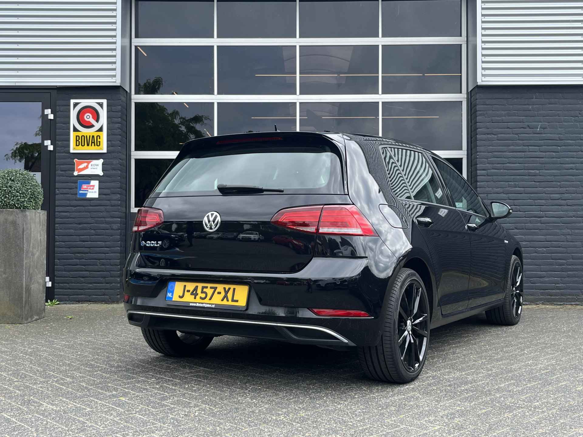 Volkswagen E-Golf, Automaat, Pdc, Navi, Cruise, Bluetooth Nu met € 2.000,= subsidie E-DITION - 10/22