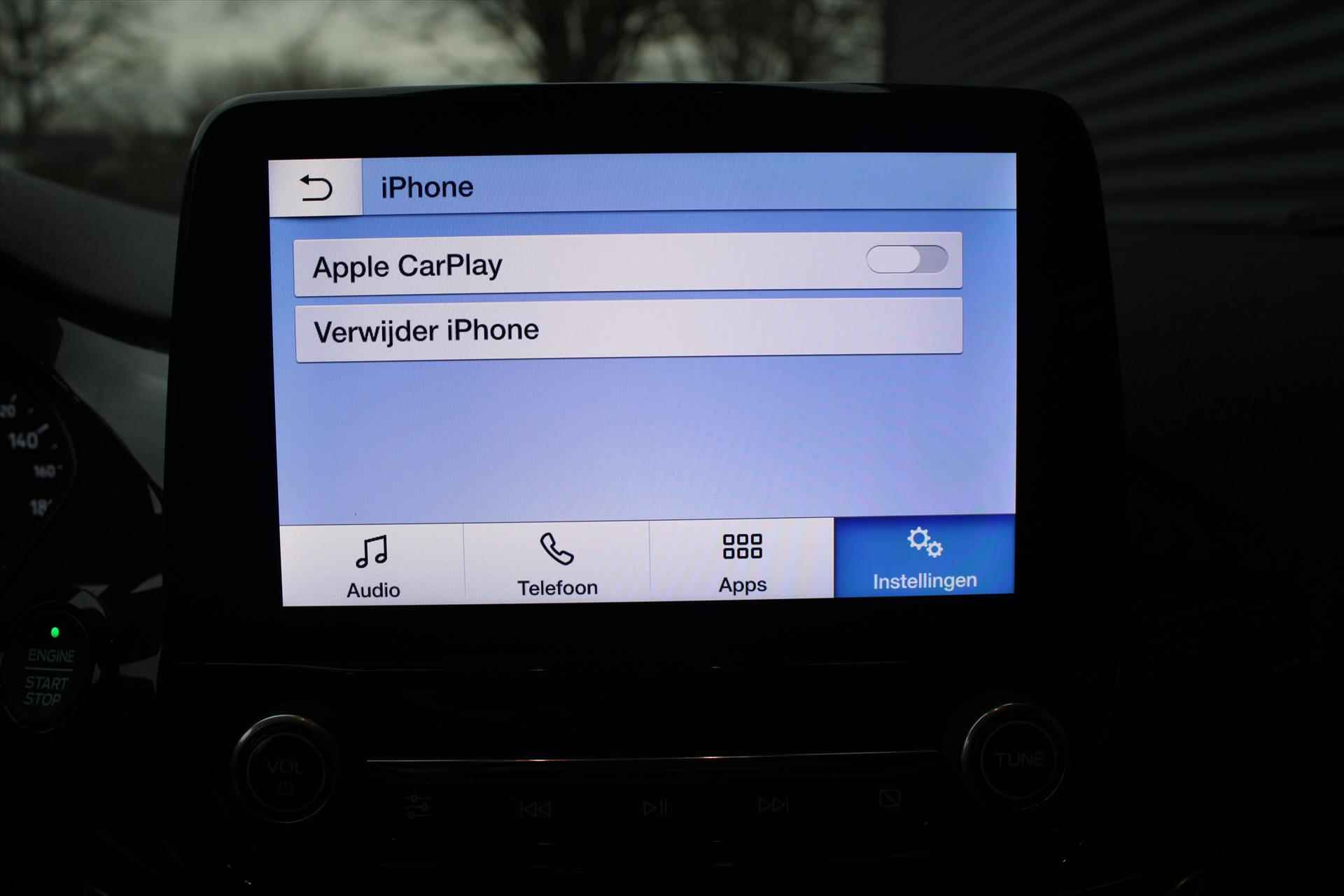 FORD Fiesta EcoBoost 100pk 5dr ST-Line I Cruise Control I Apple Carplay/Android Auto - 12/17