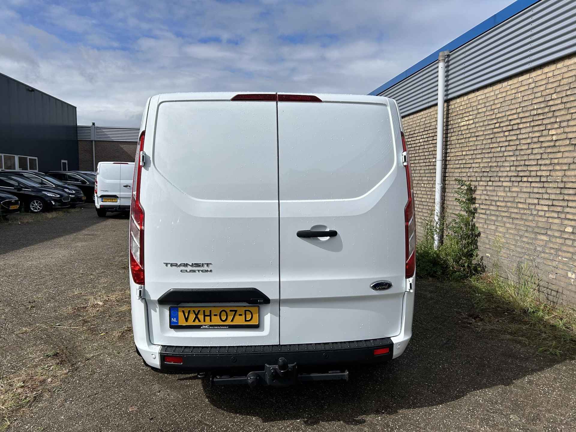 Ford Transit Custom 300 2.0 TDCI L2H1 Trend DC - 4/21