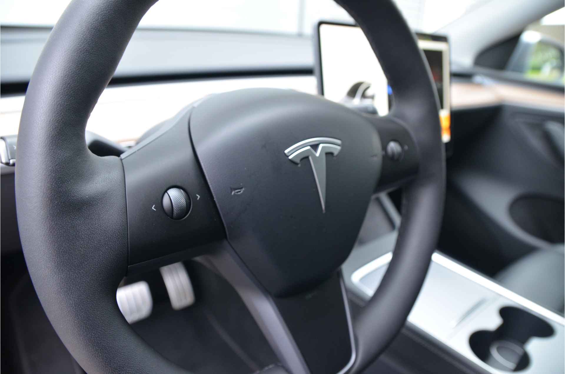 Tesla Model Y Performance AWD 75 kWh AutoPilot, Warmtepomp, MARGE - 15/34