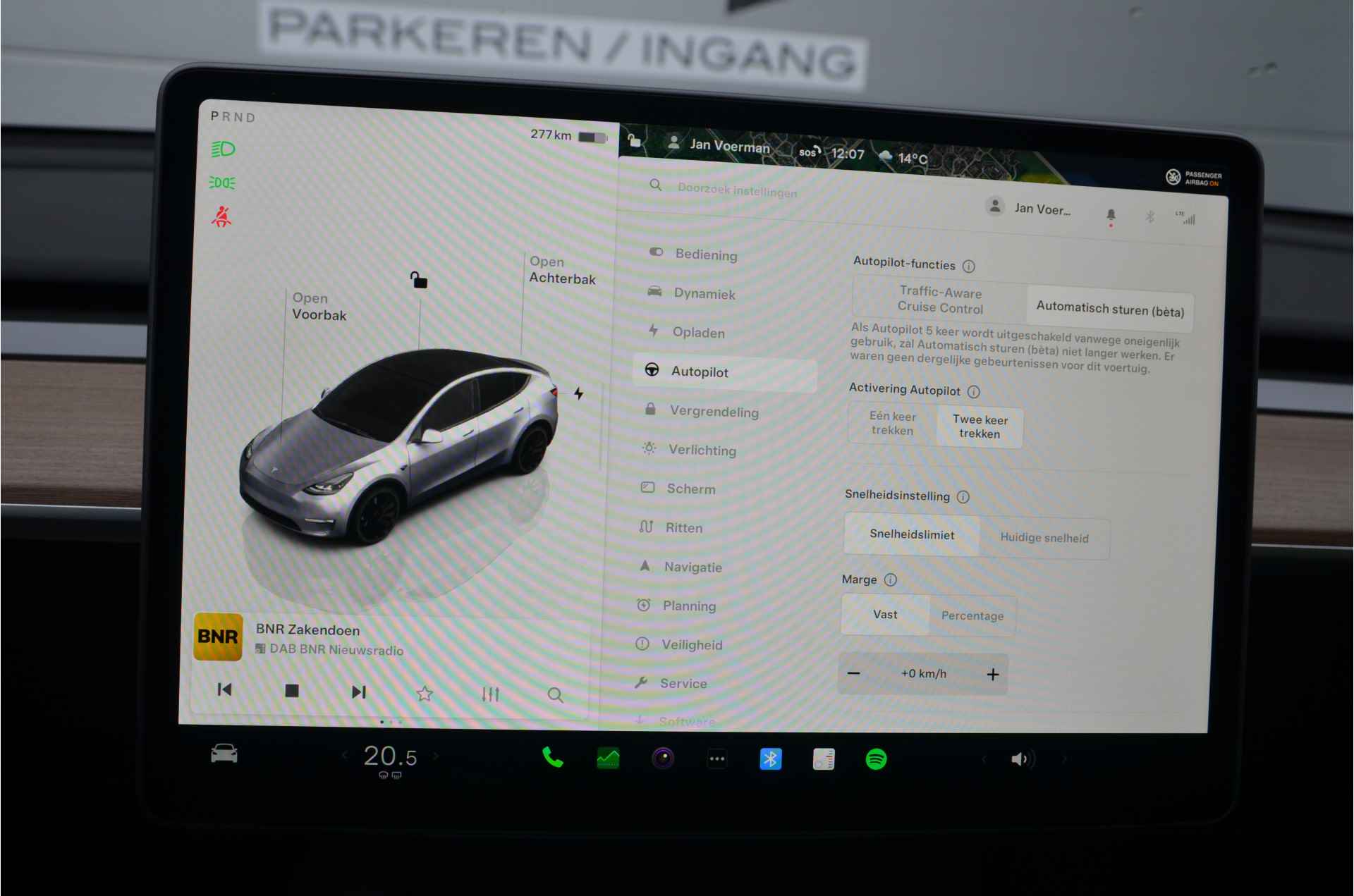 Tesla Model Y Performance AWD 75 kWh AutoPilot, Warmtepomp, MARGE - 18/34