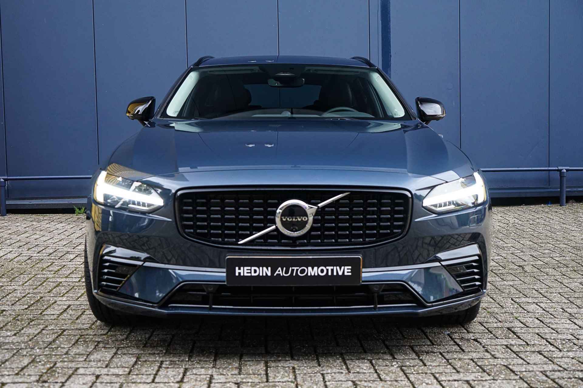 Volvo V90 2.0 T8 Recharge AWD Ultimate Bright | Bowers&Wilkins audio | Geventileerde massage stoelen | Luchtvering | Trekhaak - 29/30