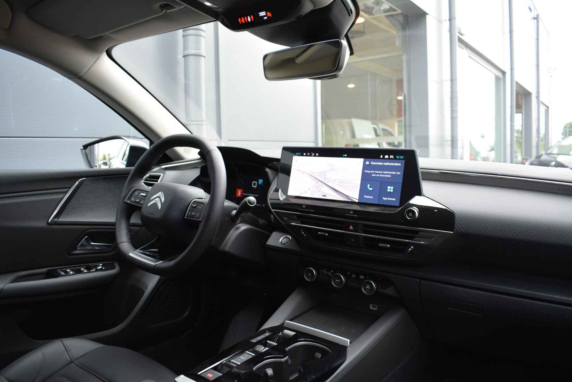 Citroen C5 X 130pk Automaat Business Plus | Leder | Navigatie | Apple Carplay/Android Auto| Achteruitrijcamera | Voorruitverwarming | Stuurwielverwarming - 24/56