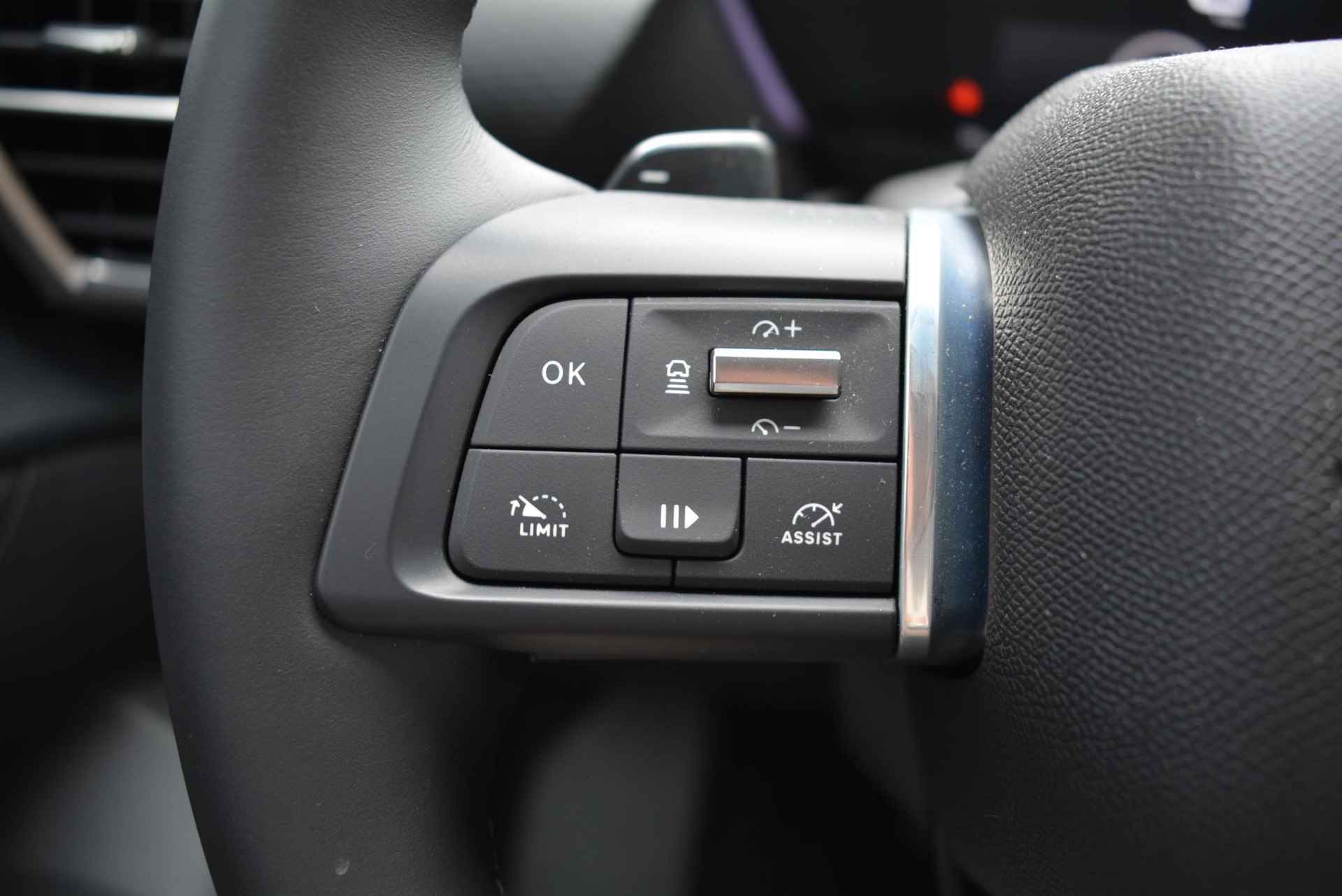 Citroen C5 X 130pk Automaat Business Plus | Leder | Navigatie | Apple Carplay/Android Auto| Achteruitrijcamera | Voorruitverwarming | Stuurwielverwarming - 29/56