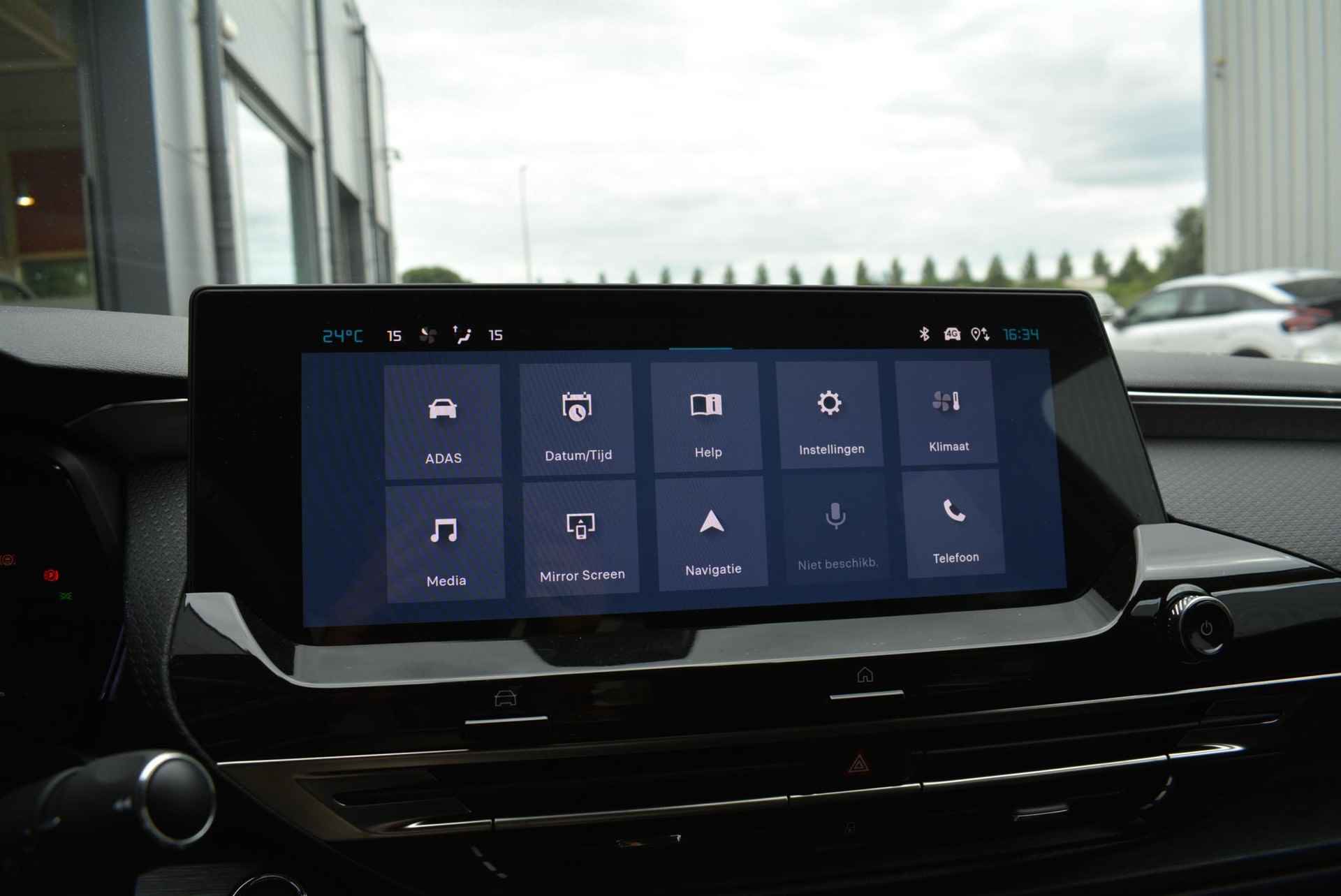 Citroen C5 X 130pk Automaat Business Plus | Leder | Navigatie | Apple Carplay/Android Auto| Achteruitrijcamera | Voorruitverwarming | Stuurwielverwarming - 39/56