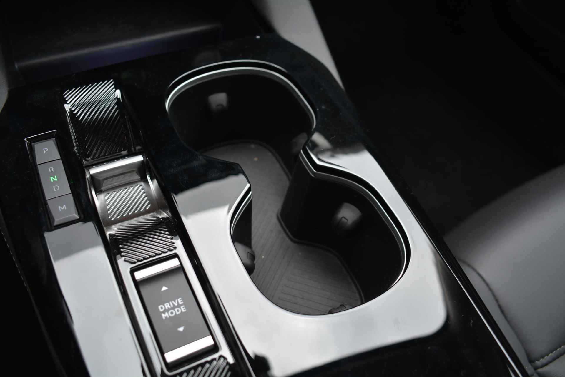 Citroen C5 X 130pk Automaat Business Plus | Leder | Navigatie | Apple Carplay/Android Auto| Achteruitrijcamera | Voorruitverwarming | Stuurwielverwarming - 52/56