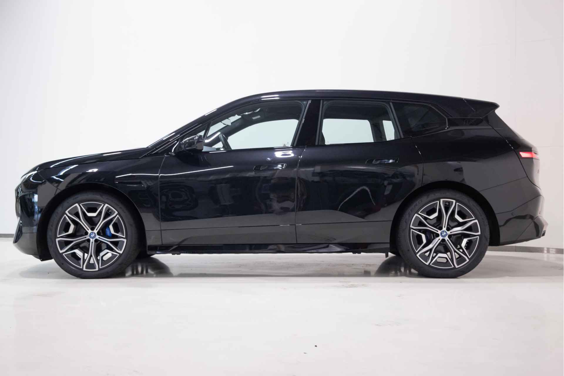 BMW iX xDrive40 High Executive Sportpakket - 5/31