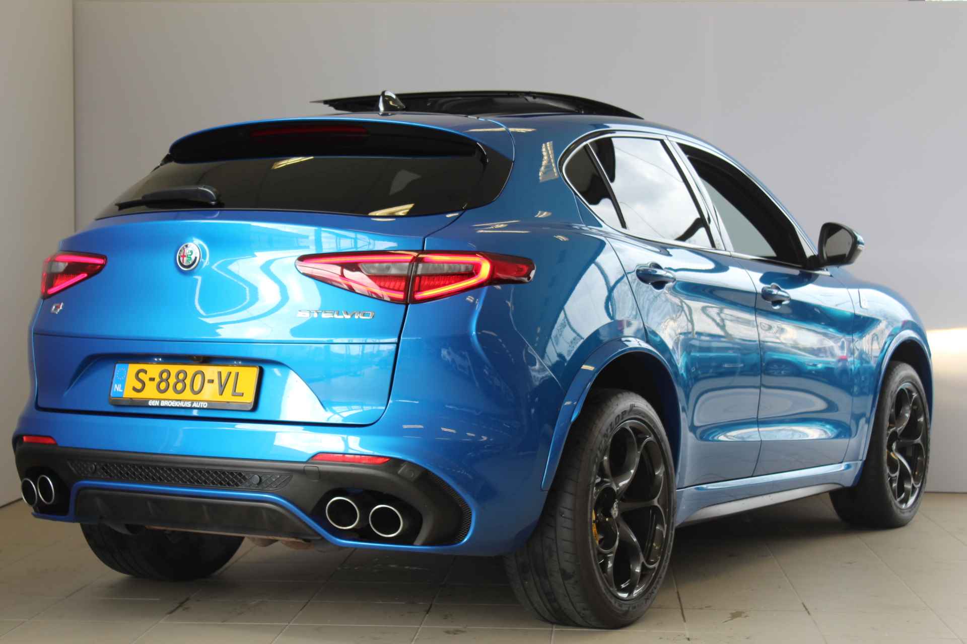 Alfa Romeo Stelvio 2.9 V6 510PK Quadrifoglio Q4 |Schuif/kantel Dak | Alcantara | Geheugen stoelen | Harman Kardon | Stoel / Stuur Verwarming - 3/61