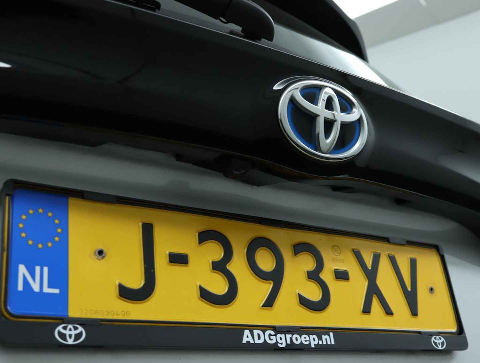 Toyota Yaris 1.5 Hybrid Dynamic | Airco | Apple Carplay | Android Auto | Achteruitrijcamera | LM velgen - 38/49