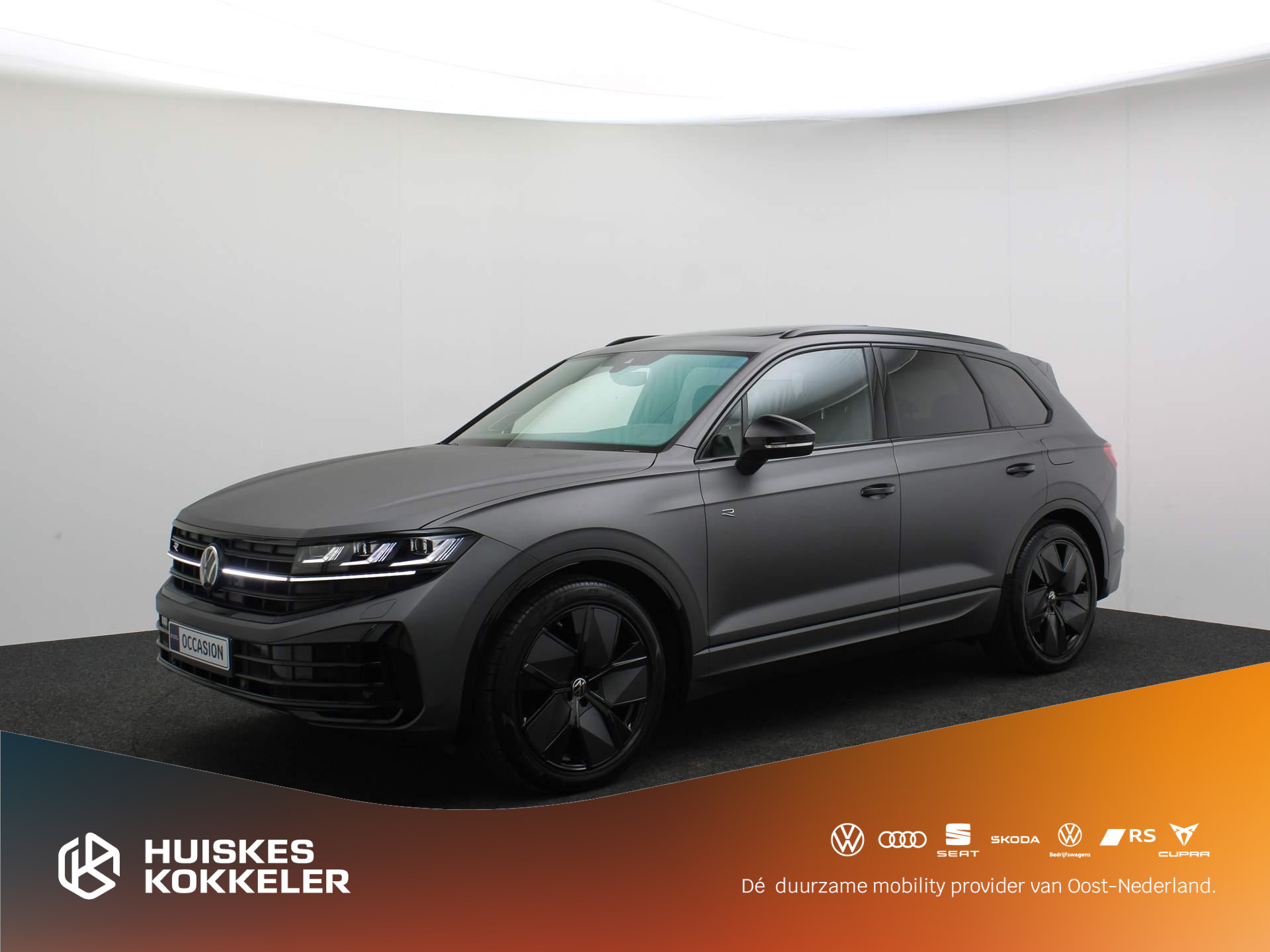 Volkswagen Touareg R 3.0 TSI eHybrid 462pk Tiptronic Trekhaak, Luchtvering, Panoramadak, Adaptive cruise control, Lederen bekleding, Head up display, DYN audio, Elektrische achterklep, Achteruitrijcamera