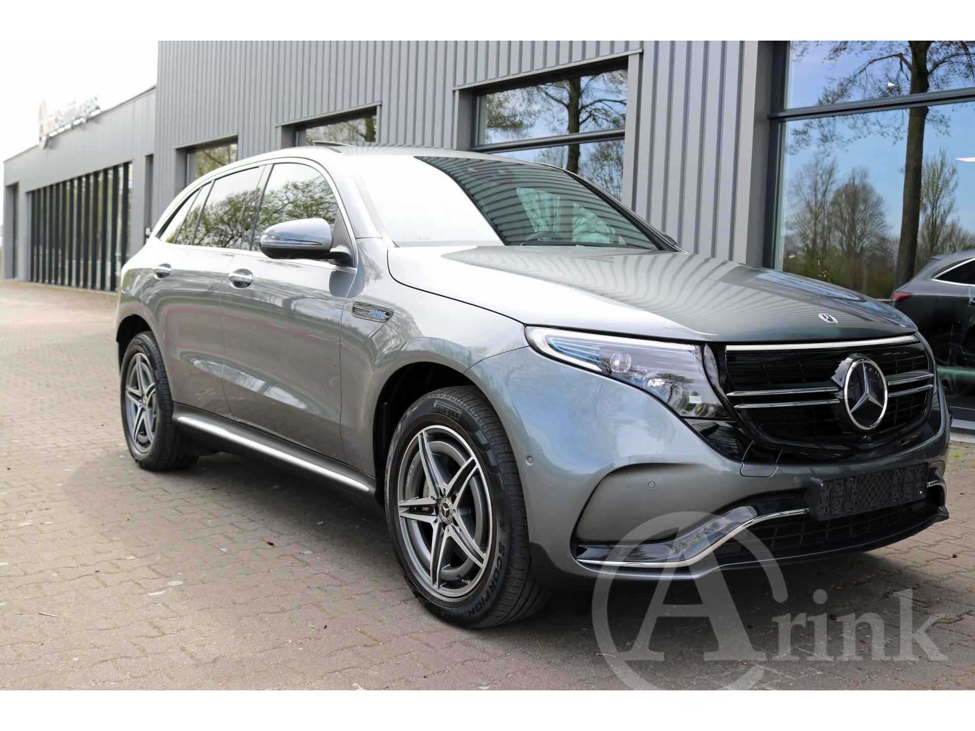 Mercedes-Benz EQC 400 4MATIC AMG Line Premium Plus 80 kWh Rijassistentiepakket Trekhaak - 29/30