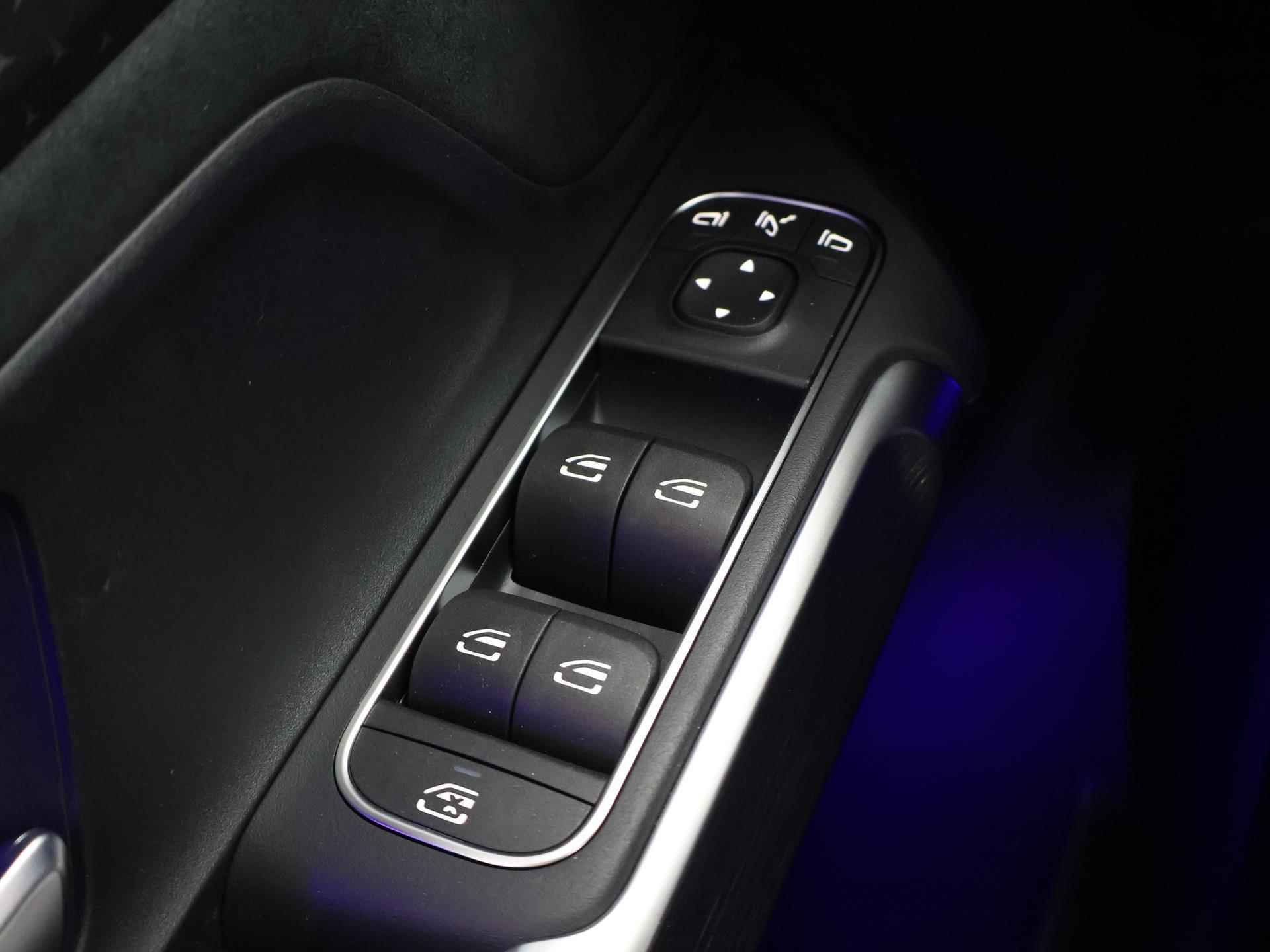 Mercedes-Benz EQB 250+ AMG Line | Head-up display | Stoelverwarming | Memory pakket | Keyless go | Burmester | AMG styling - 26/51