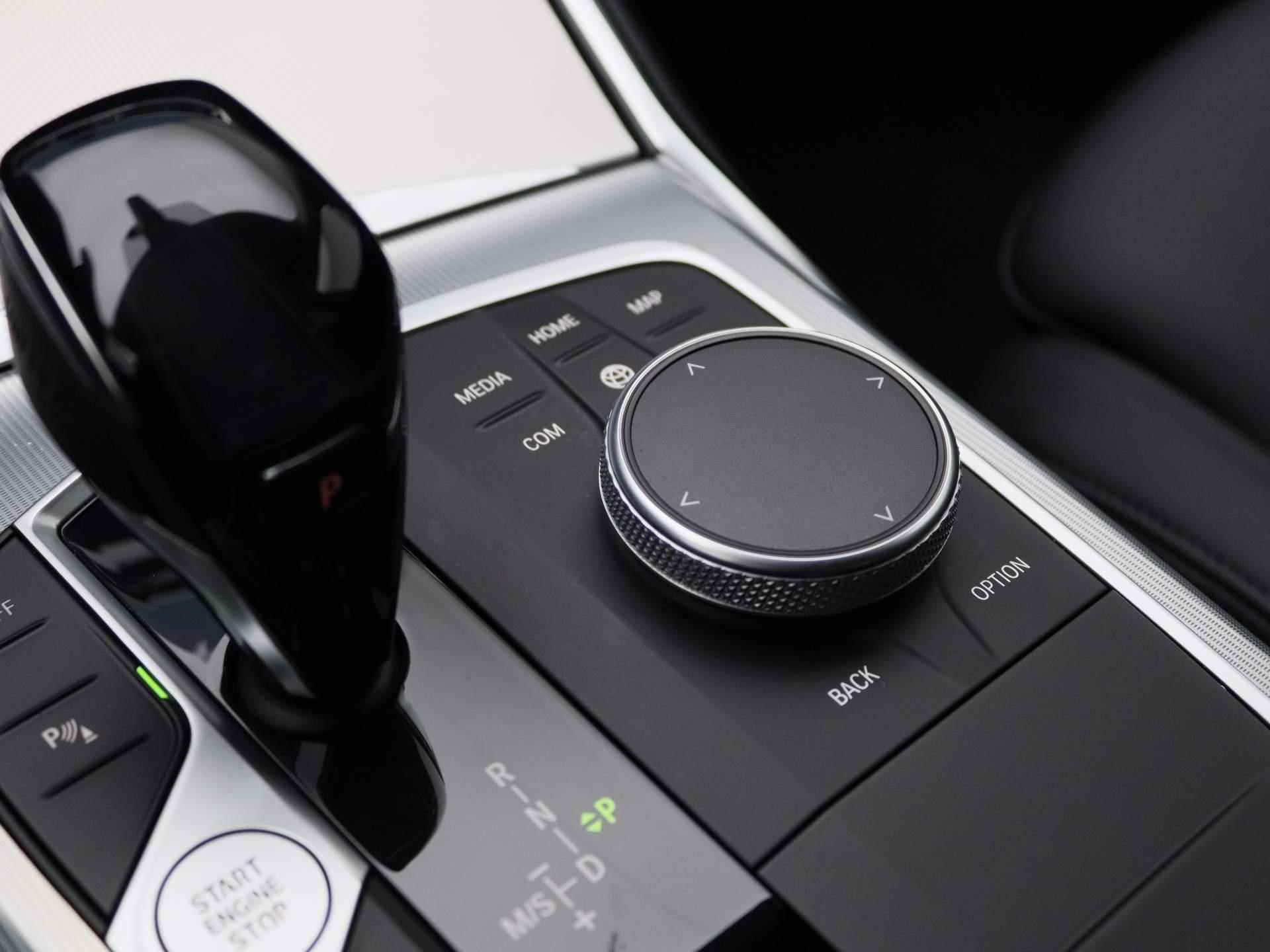 BMW 3-serie 318d Executive Automaat | Apple-Android Play | Navi | Cruise | PDC V+A | Keyless | LED | Leder | - 21/38