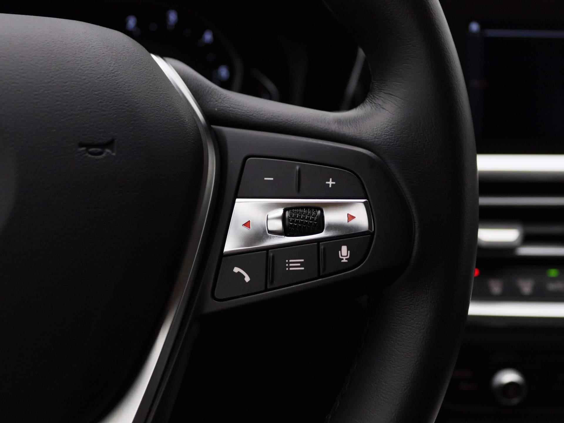 BMW 3-serie 318d Executive Automaat | Apple-Android Play | Navi | Cruise | PDC V+A | Keyless | LED | Leder | - 23/38