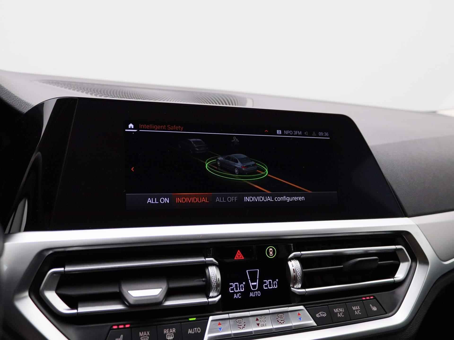 BMW 3-serie 318d Executive Automaat | Apple-Android Play | Navi | Cruise | PDC V+A | Keyless | LED | Leder | - 30/38