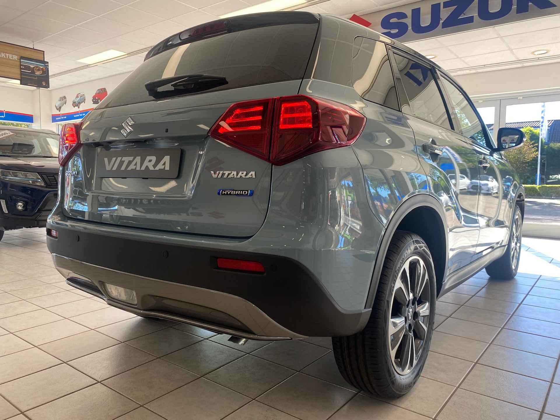 Suzuki Vitara 1.5 Hybrid Style VAN € 37.069,- VOOR € 33.950,- - 6/35