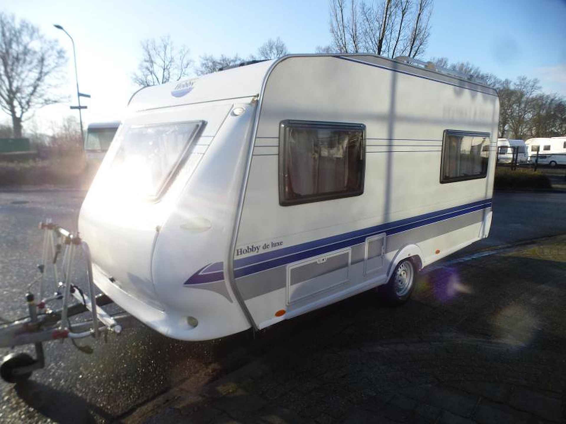 Hobby De Luxe 440 SF mover en voortent - 6/10