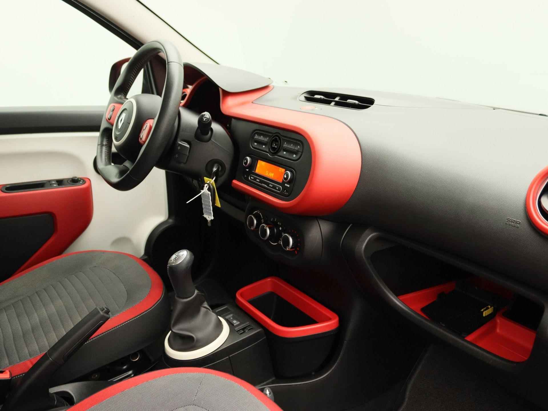 Renault Twingo 1.0 SCe Collection | Airco | Radio DAB met Bluetooth | Metaalkleur | Snelheidsbegrenzer | - 21/24