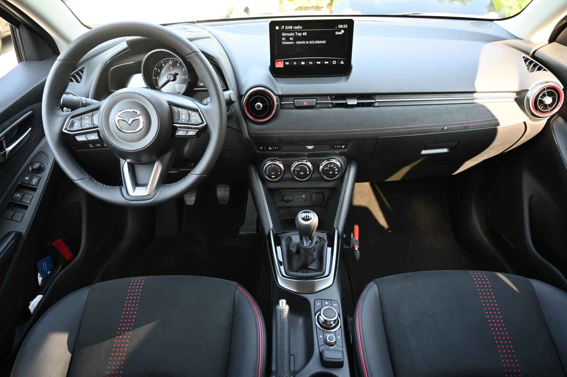 Mazda 2 e-SkyActiv-G 90 automaat Homura Aka met DA Pack *Actie: nu met €2.850 instapvoordeel* - 4/40