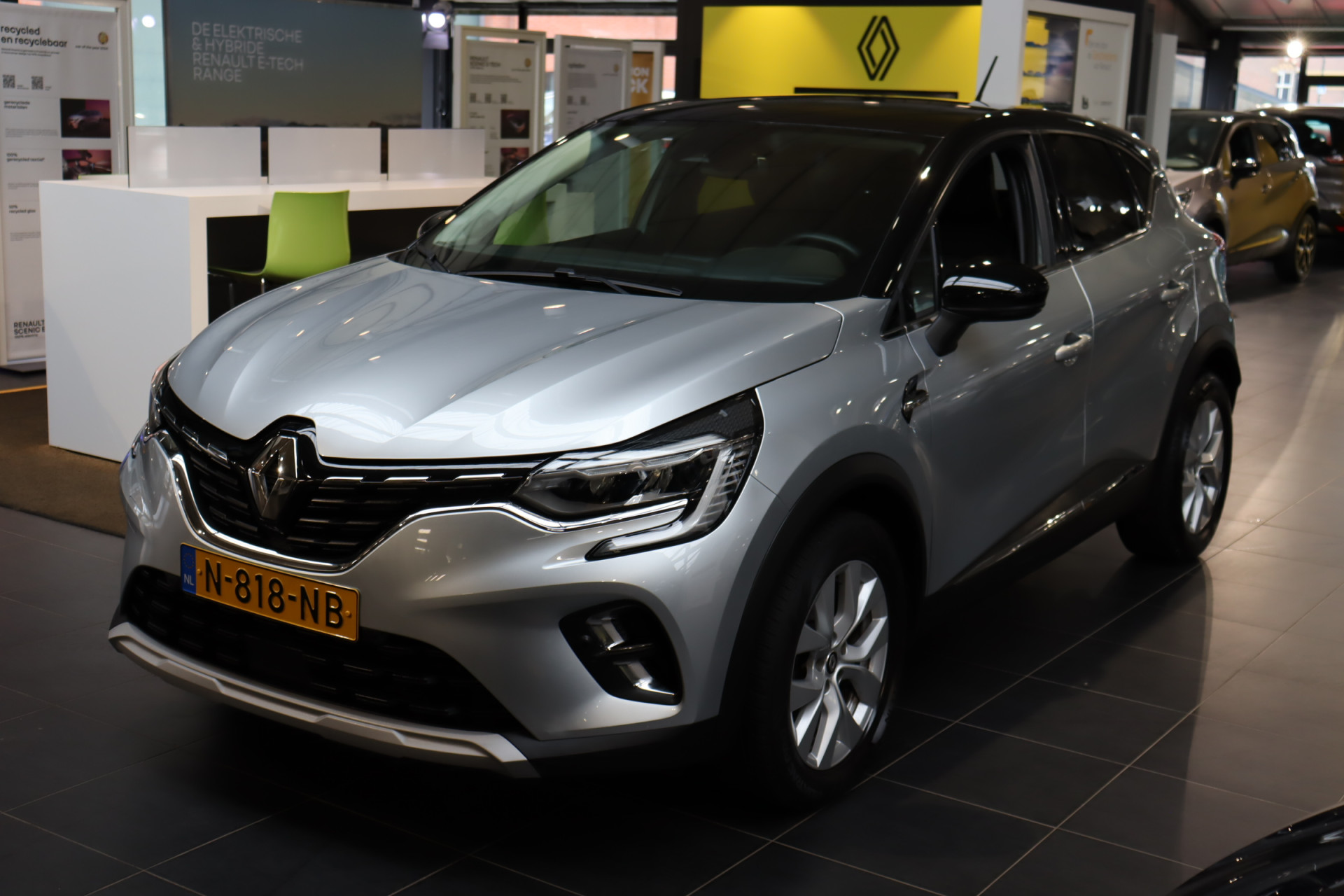 Renault Captur TCe 140pk EDC Automaat Intens