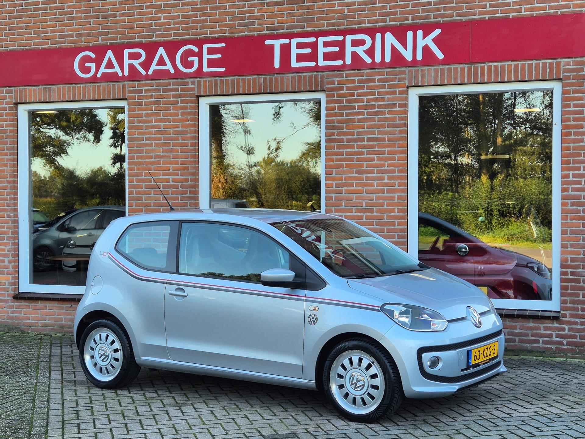 Volkswagen Up! 1.0 high up! BlueMotion 75PK 3drs airco, elektr.ramen, navi, lmv, centr.vergr. RIJKLAAR - 3/17